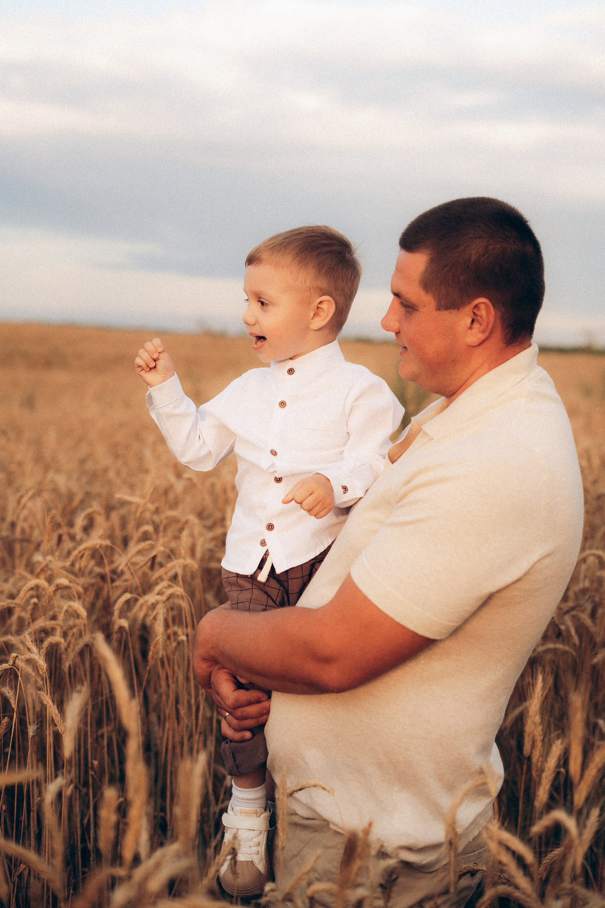 Алёна и семья. Фотограф Торопец Кристина Абрамова Kanwellia photography