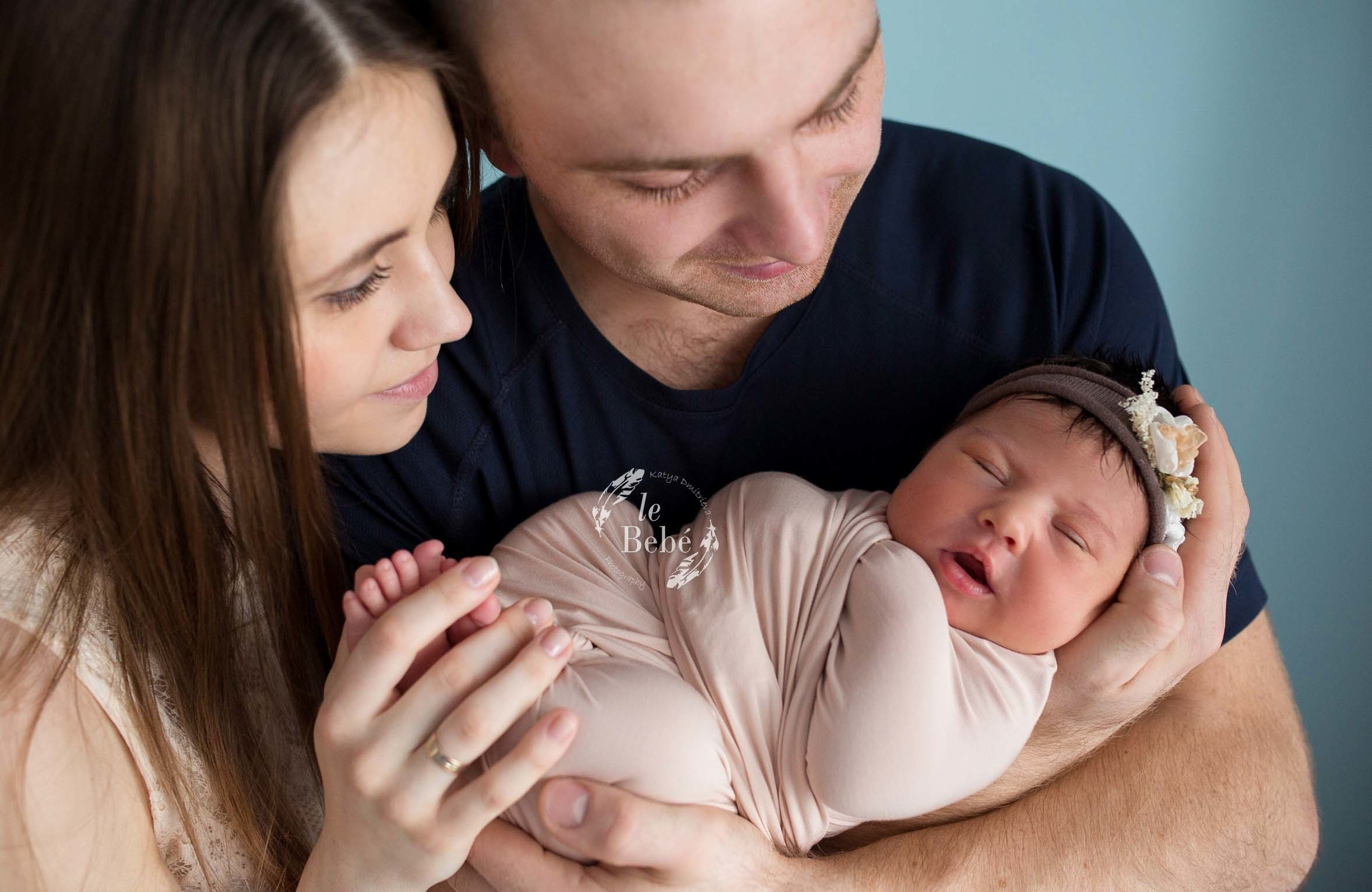 Лера 7 дней. Фотограф новорожденных Екатеринбург