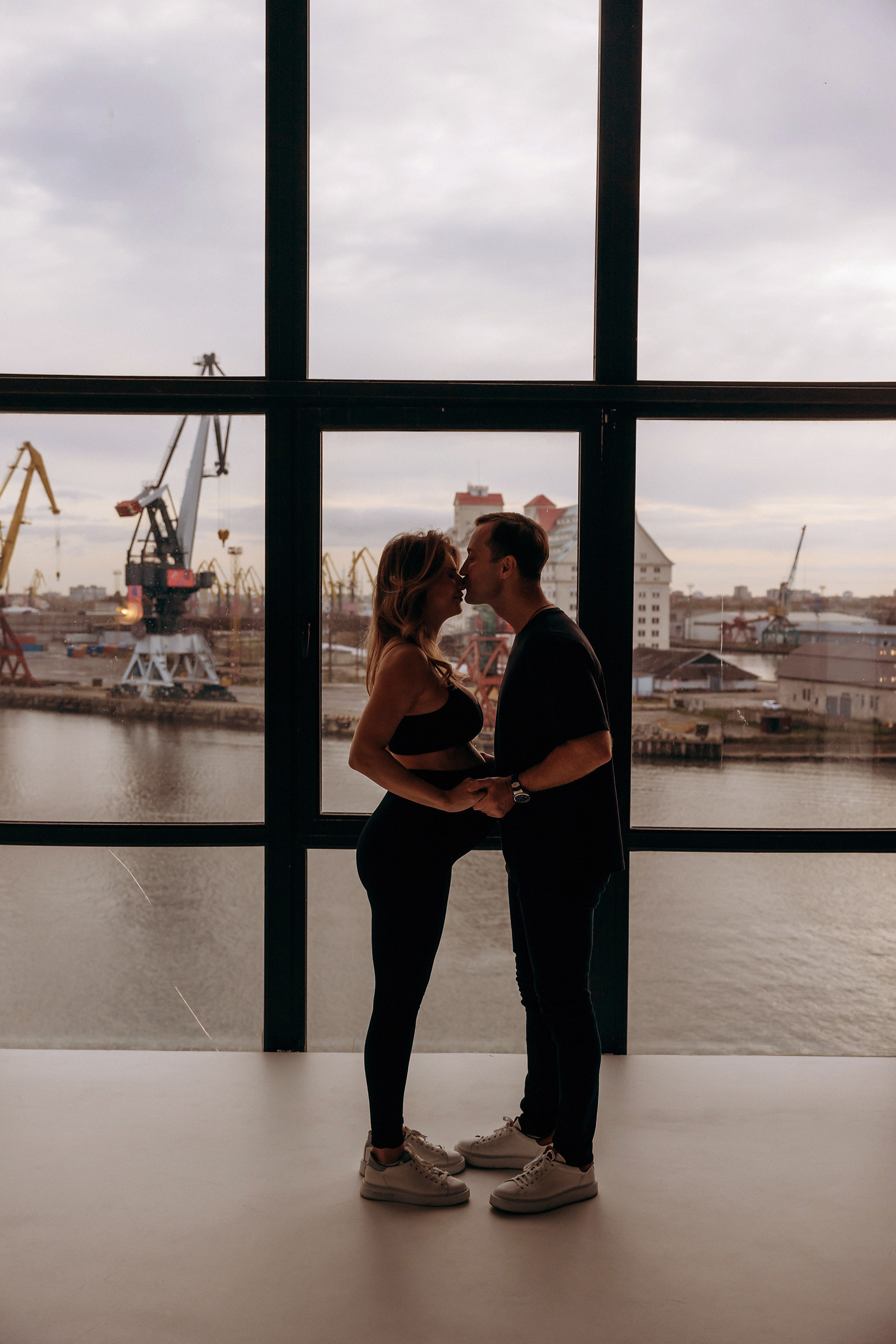 Валя и семья.В ожидании Владимира.Фотостудия Баланс. Фотограф в Калининграде свадебная фотография, репортажная, фотосессии