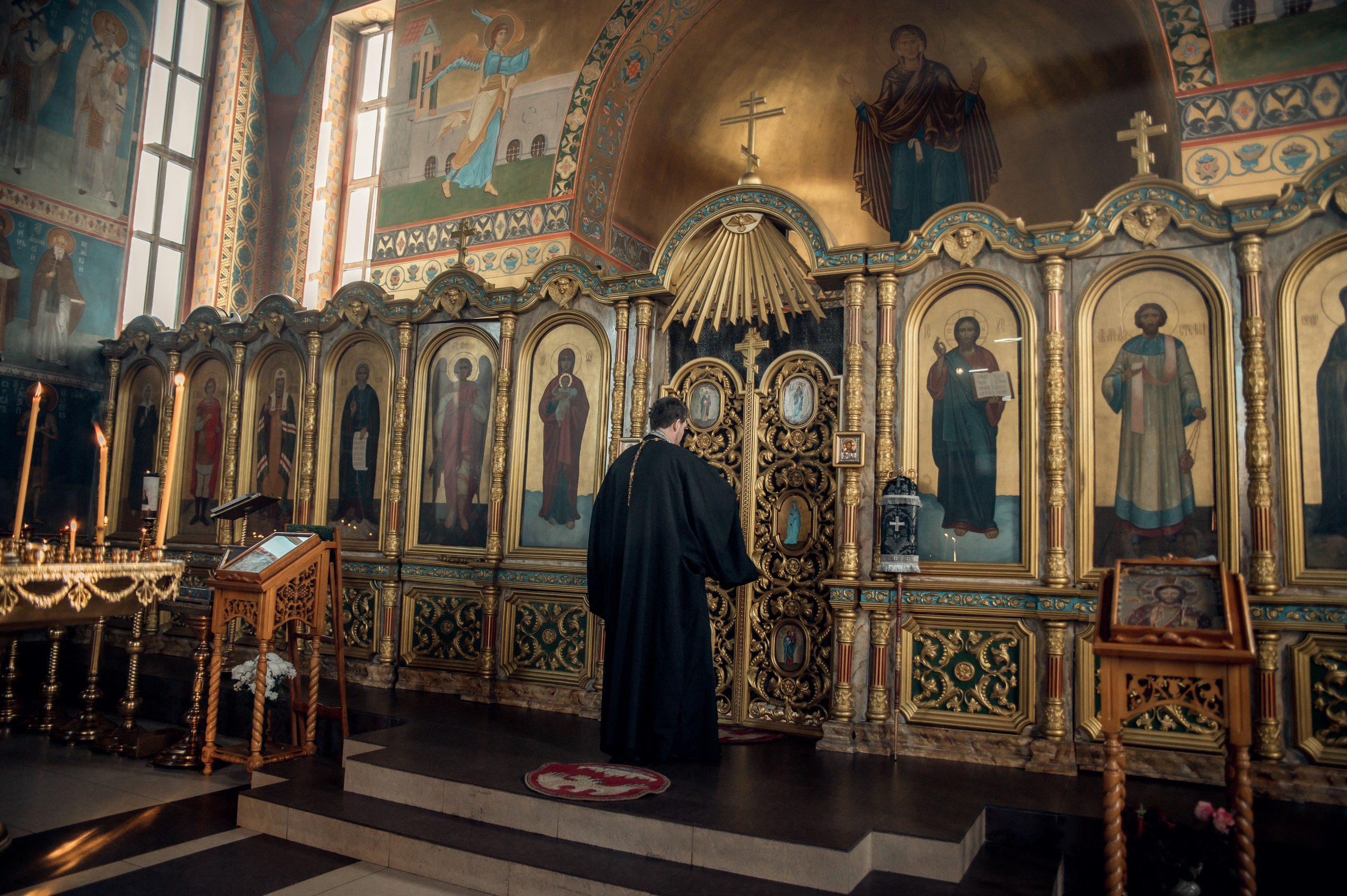 Преждеосвящение Даров. Храм Серафима Саровского. Церковный, семейный и репортажный фотограф Волгоград, Волжский