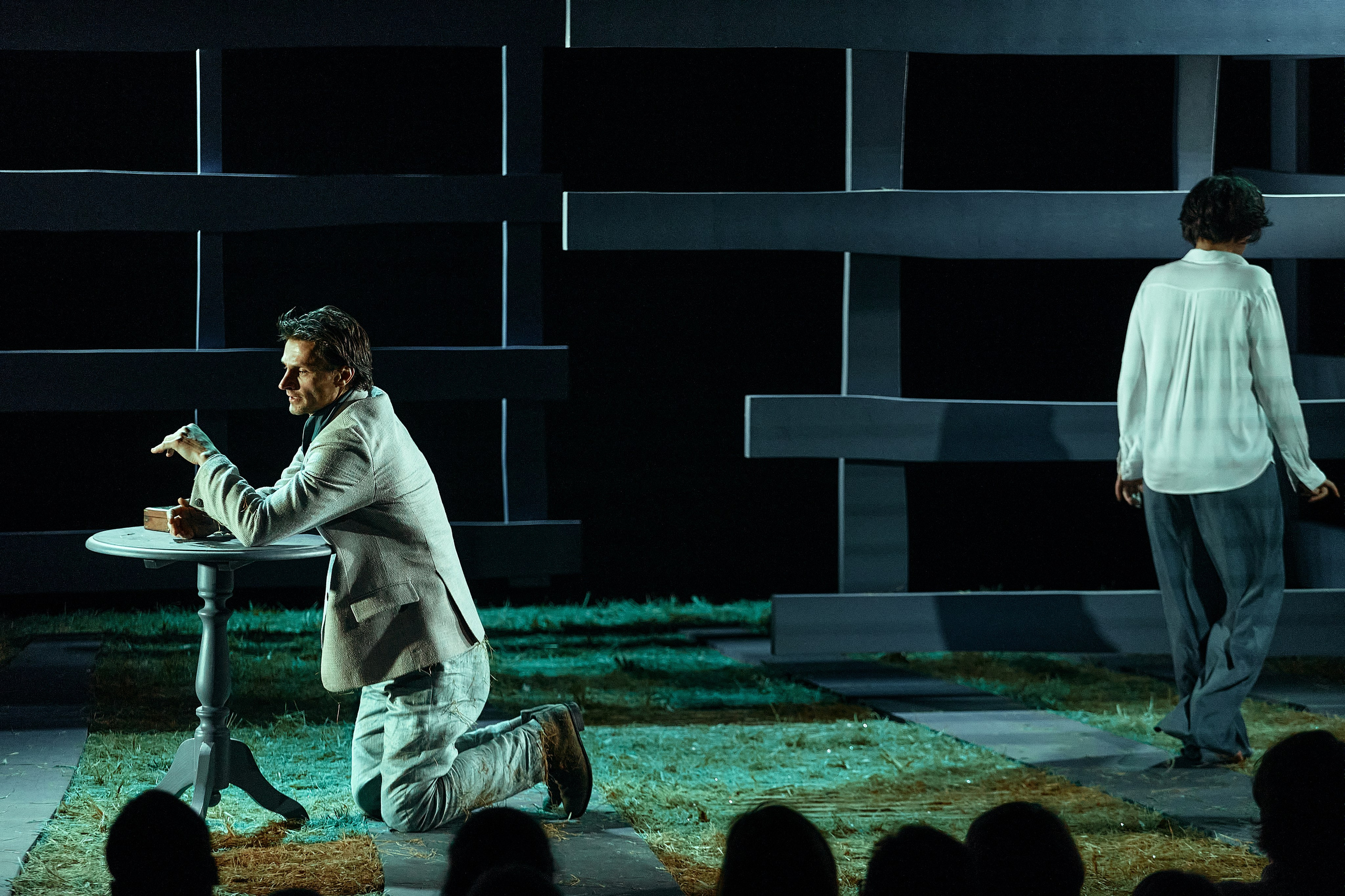 Бесприданница. Приют комедианта. Фотограф Нина Антонова