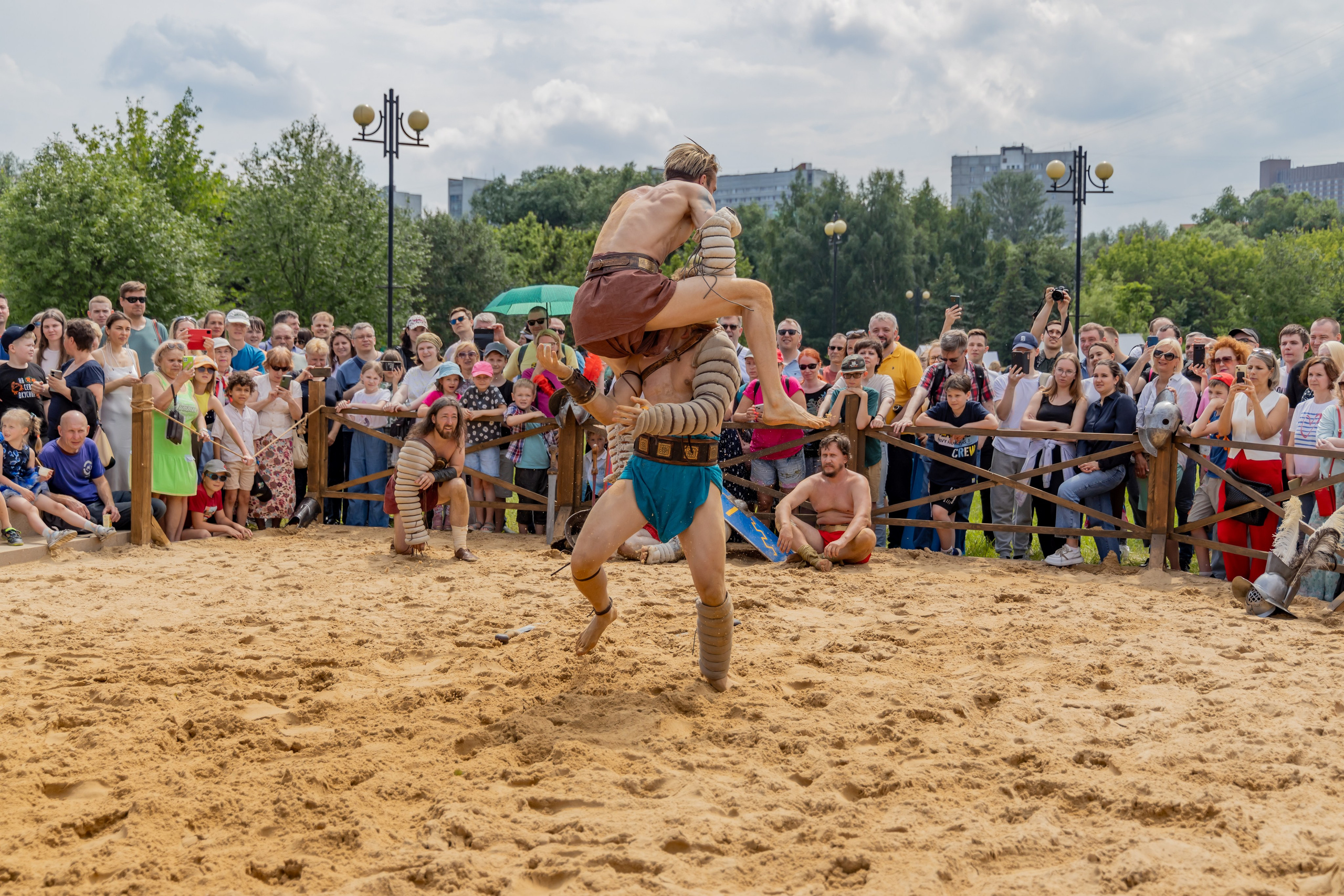 Времена и эпохи 2024. Ростокинский акведук. Площадка Античность. Репортажный, семейный и студийный фотограф в Москве Демин Алексей