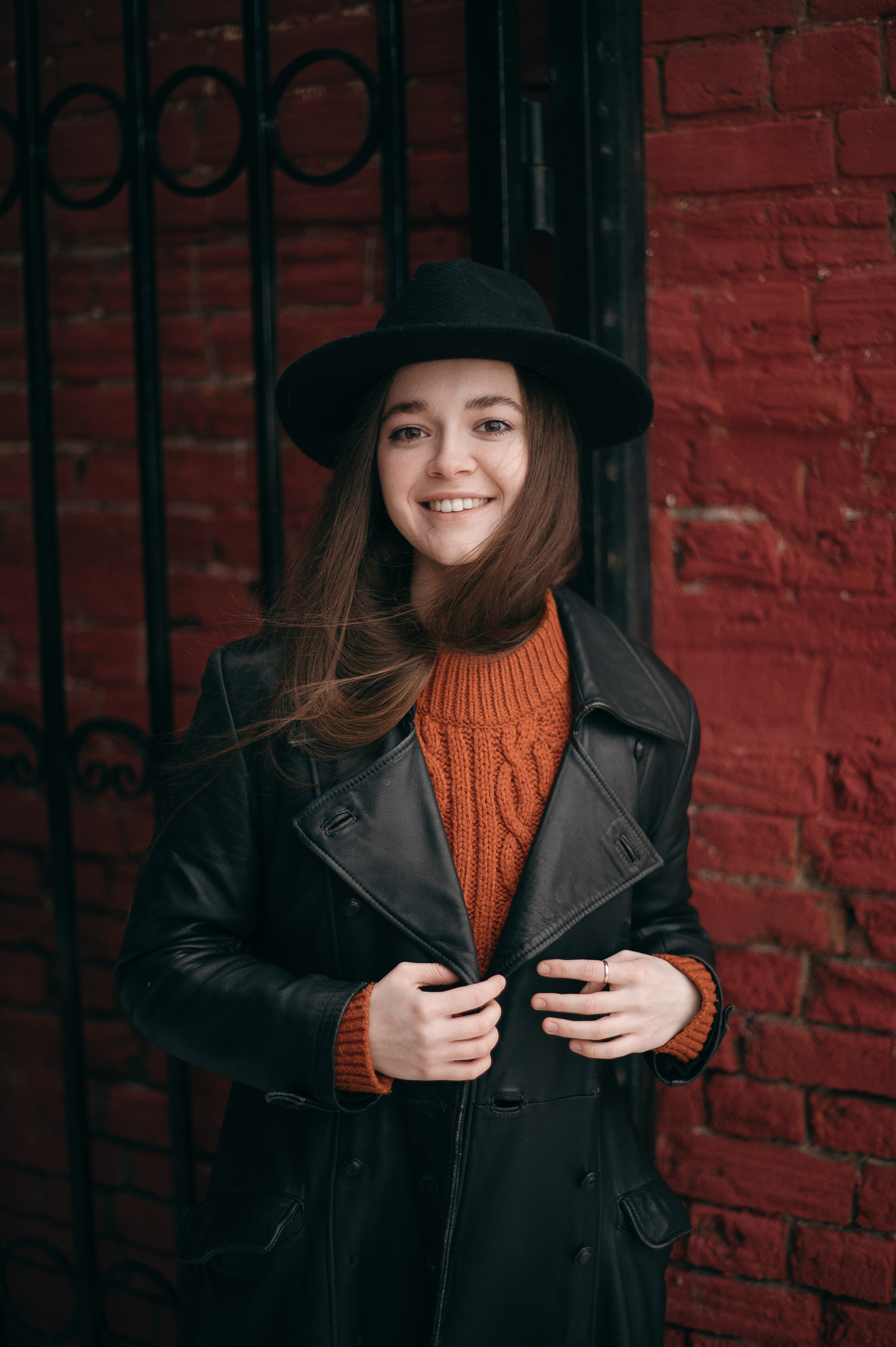 Портретная фотосъёмка на улице. Свадебный фотограф в Ярославле Денис Медоваров