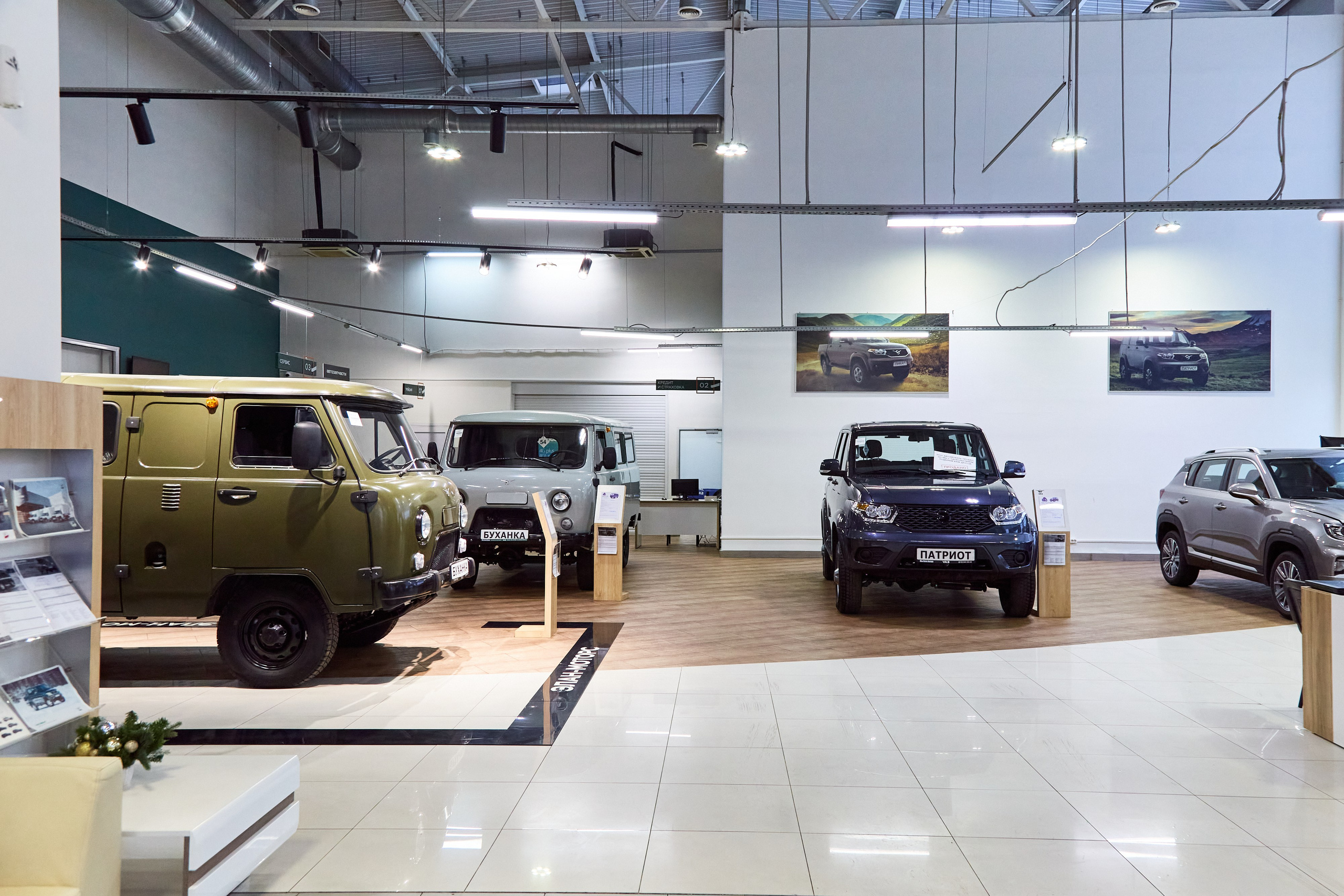 Элан-Моторс на Софийской ул. Фотограф Анастасия Леонтьева Санкт-Петербург