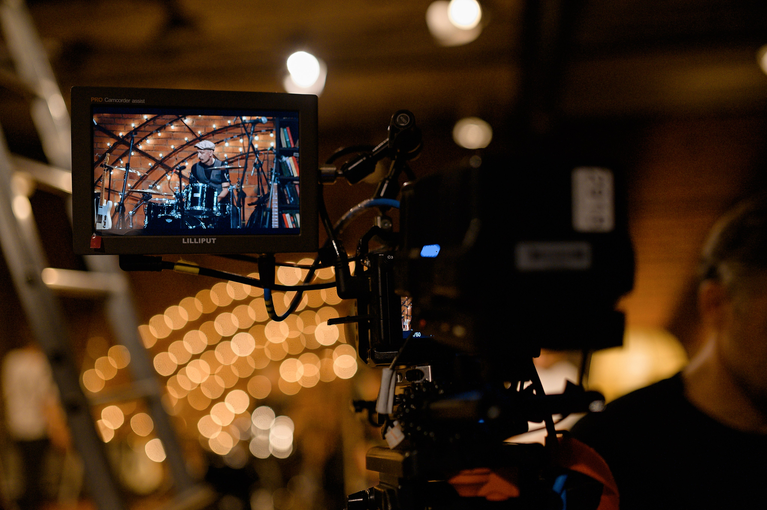 КВАРТИРНИК У МАРГУЛИСА. РЕПОРТАЖНЫЙ И БИЗНЕС ФОТОГРАФ В МОСКВЕ, ЕГОР НИКОЛАЕВ