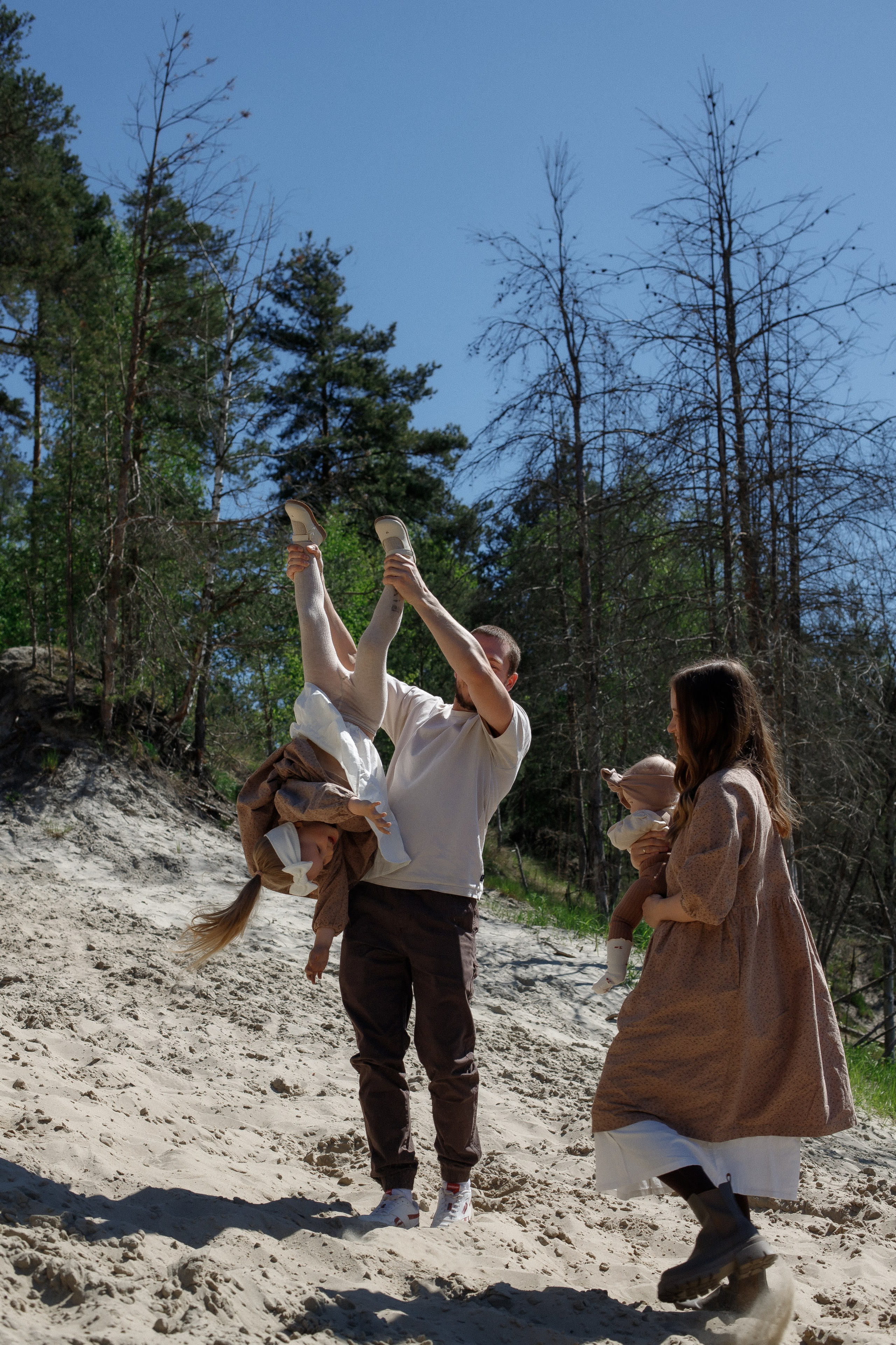 Семейная съемка на карьере. Фотограф Карпачан Анастасия