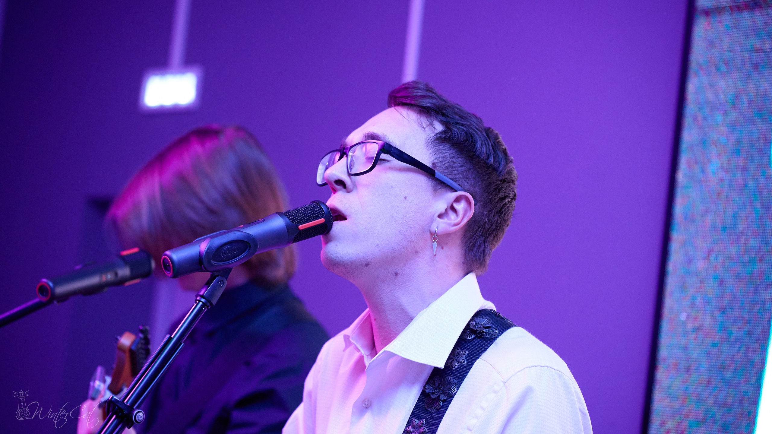 Открытый микрофон. Портретный и репортажный фотограф в Магадане Андрей Нефедов WinterCatPhoto