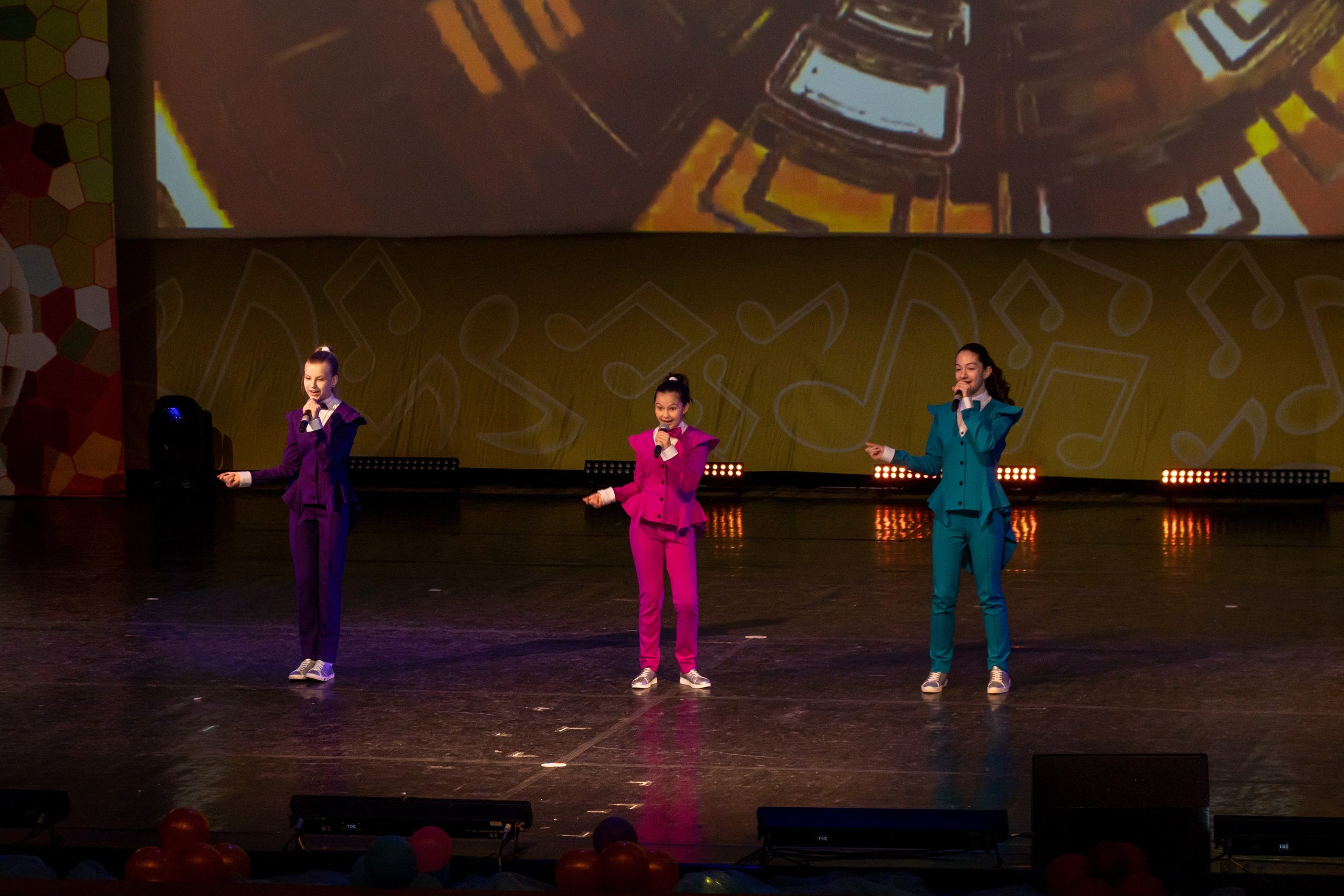 Съёмка концерта для Домисольки, большой концертный зал Космос. «Студия DRONAVT`s» — видеосъёмка и фотография г. Москва