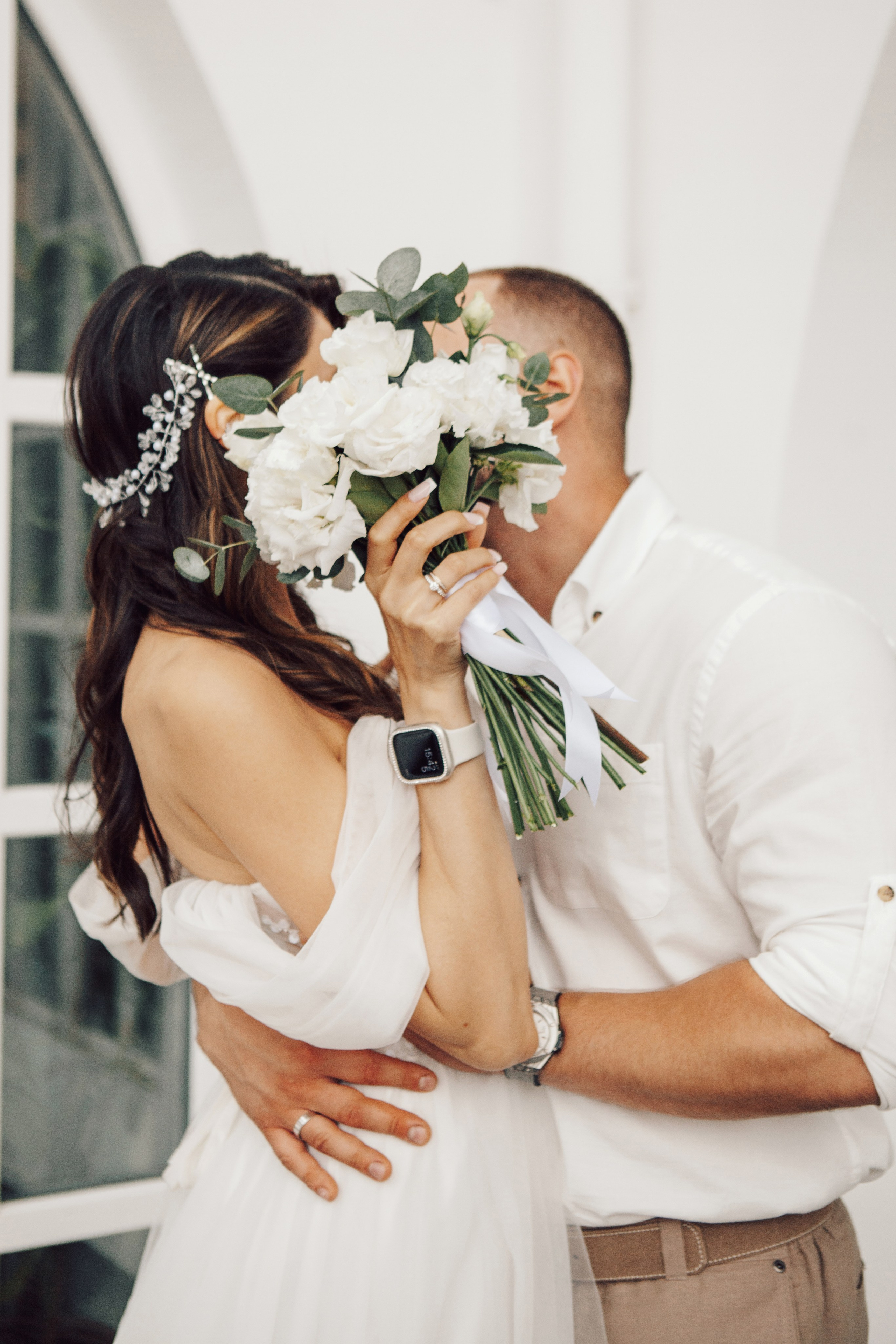 Молодожены в павильоне космонавтики и авиации №34 на вднх и в ресторане московское небо. Фотограф Ольга Ефремова