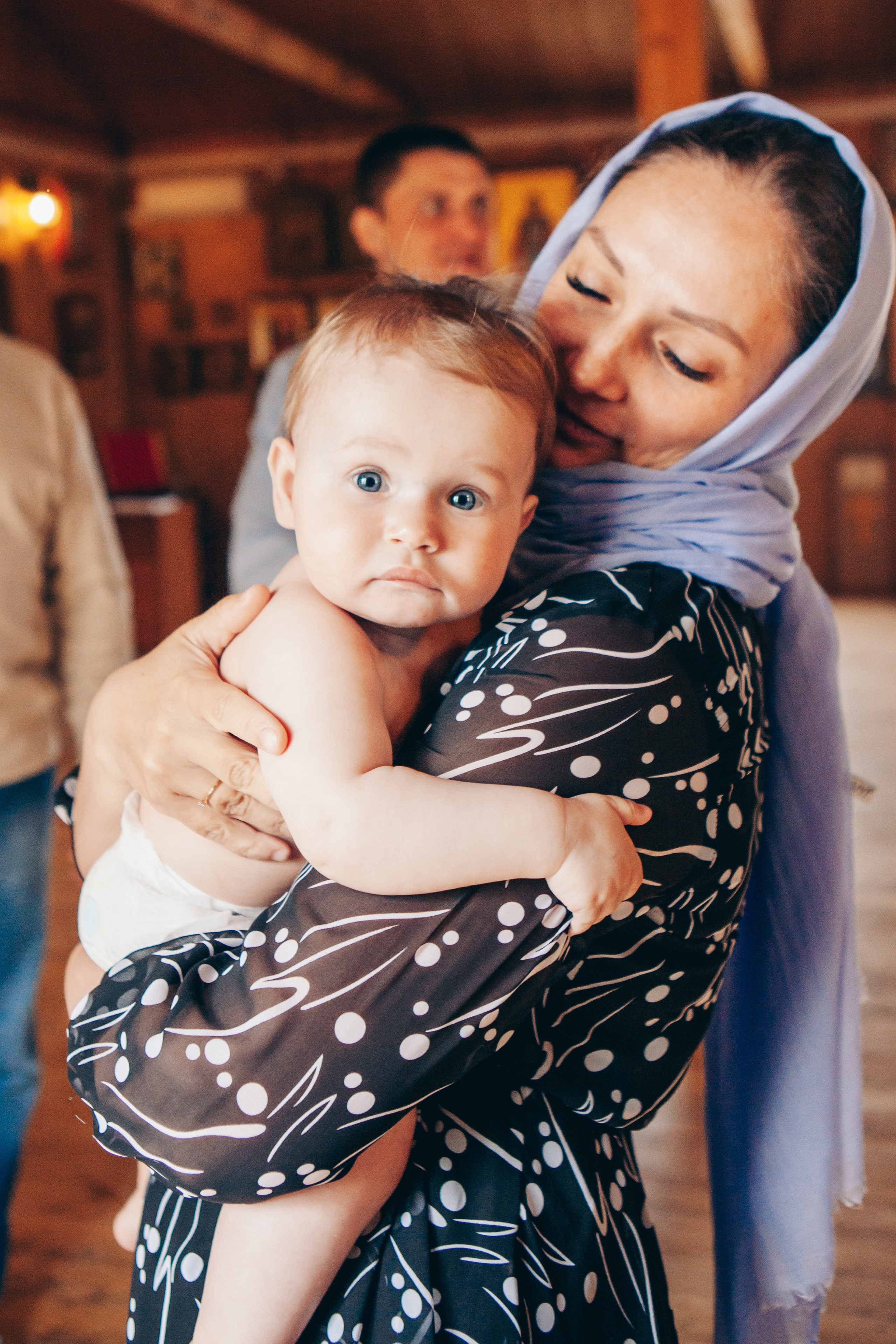 Крещение ребенка в церкви в москве. Фотограф Ольга Ефремова