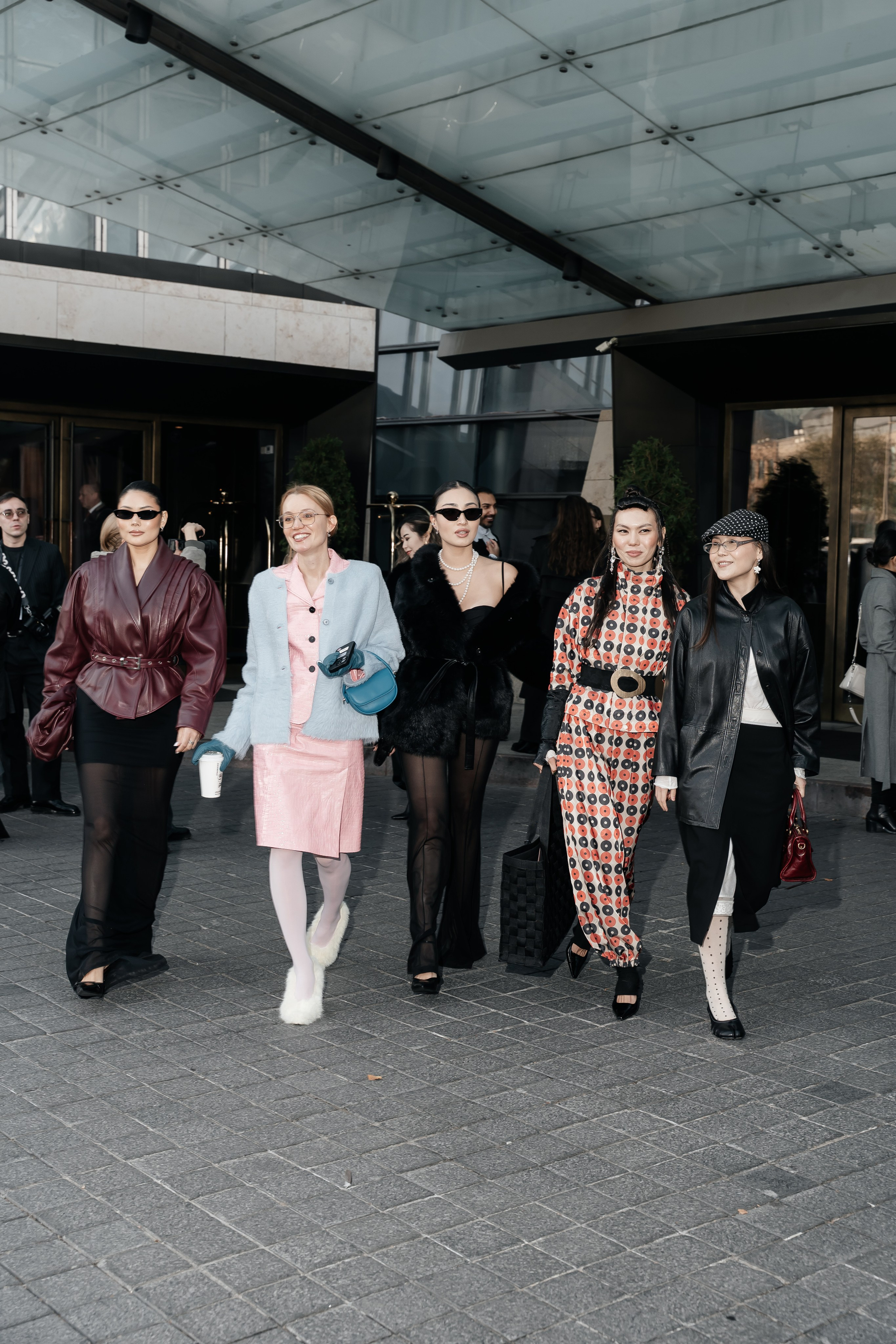 VFW. Свадебный фотограф Алматы