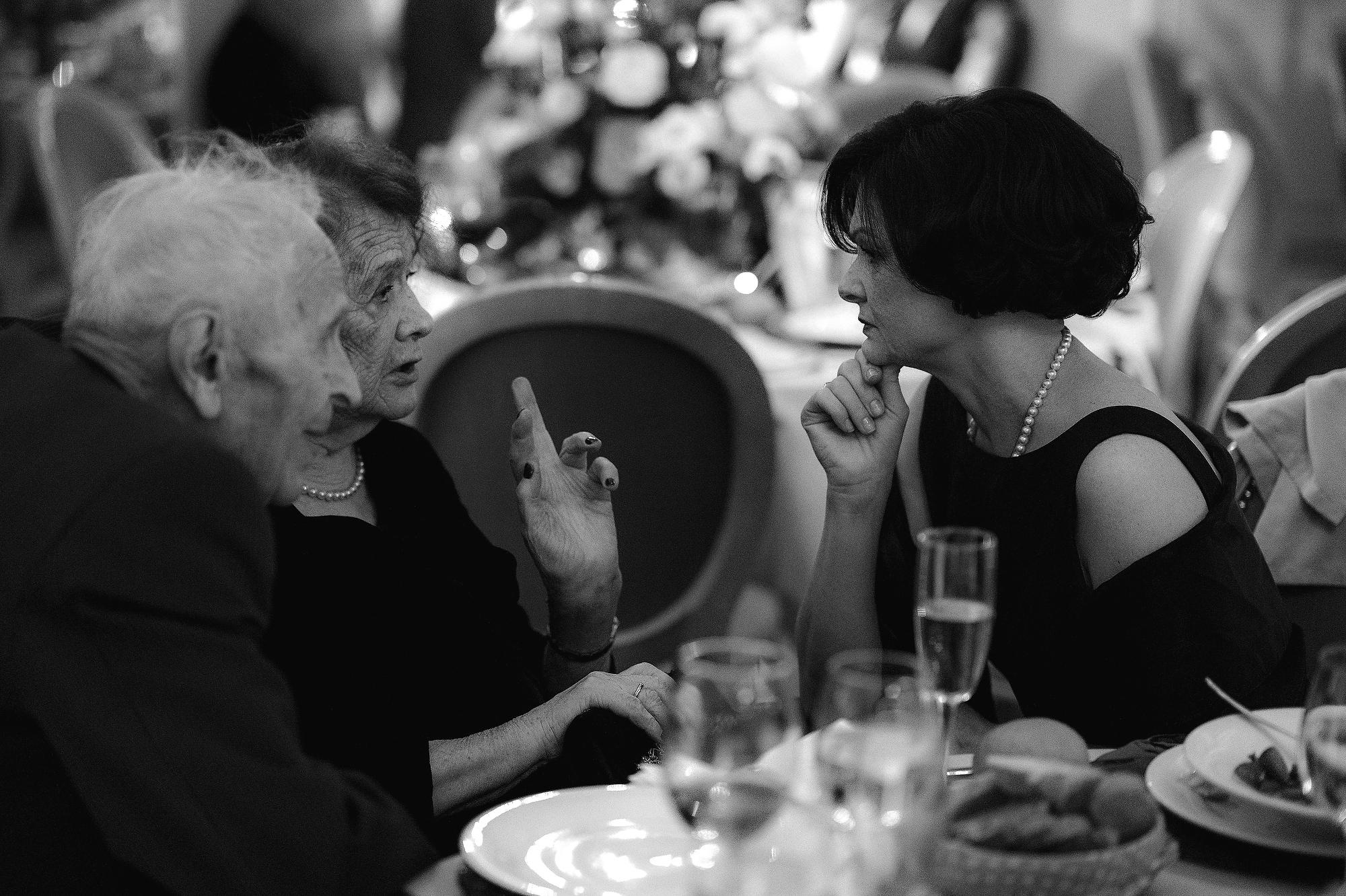 Cafe Michel. Сентиментальная свадебная фотография