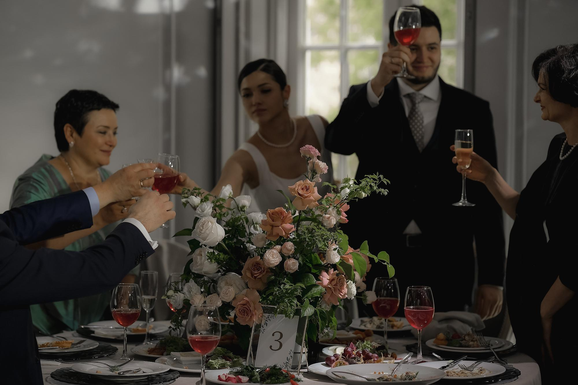 Cafe Michel. Сентиментальная свадебная фотография