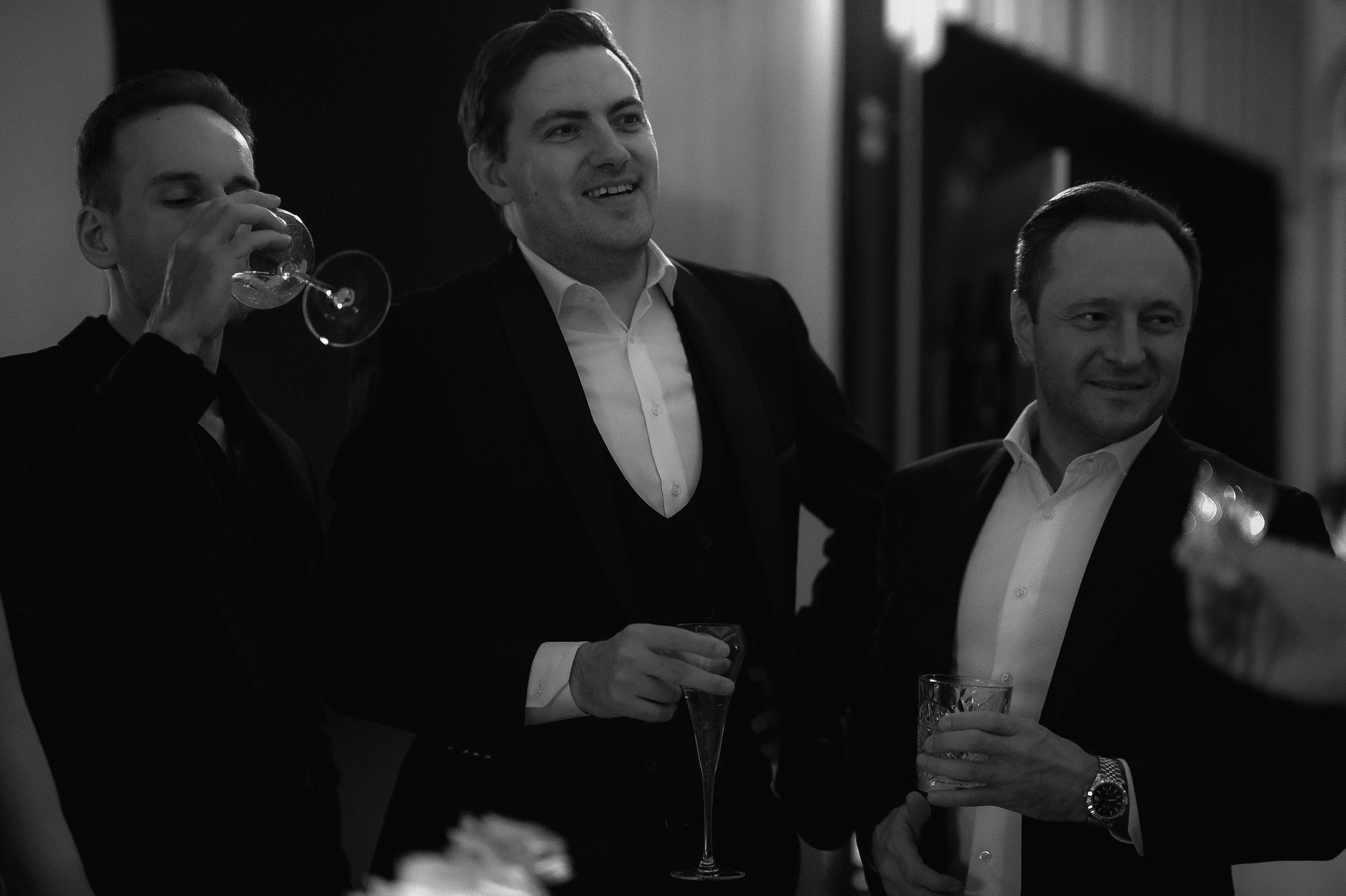 Aesthetic. Сентиментальная свадебная фотография