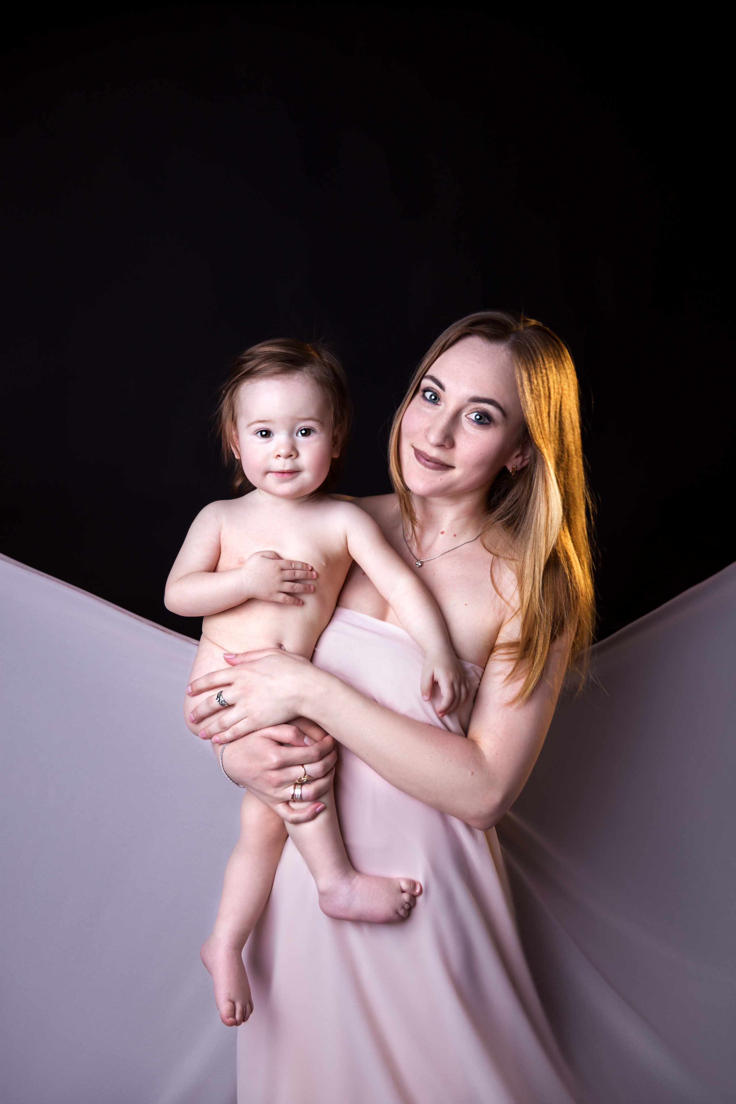 AveMamma (мама и дитя). Фотограф новорожденных, детей до года и беременных в Симферополе