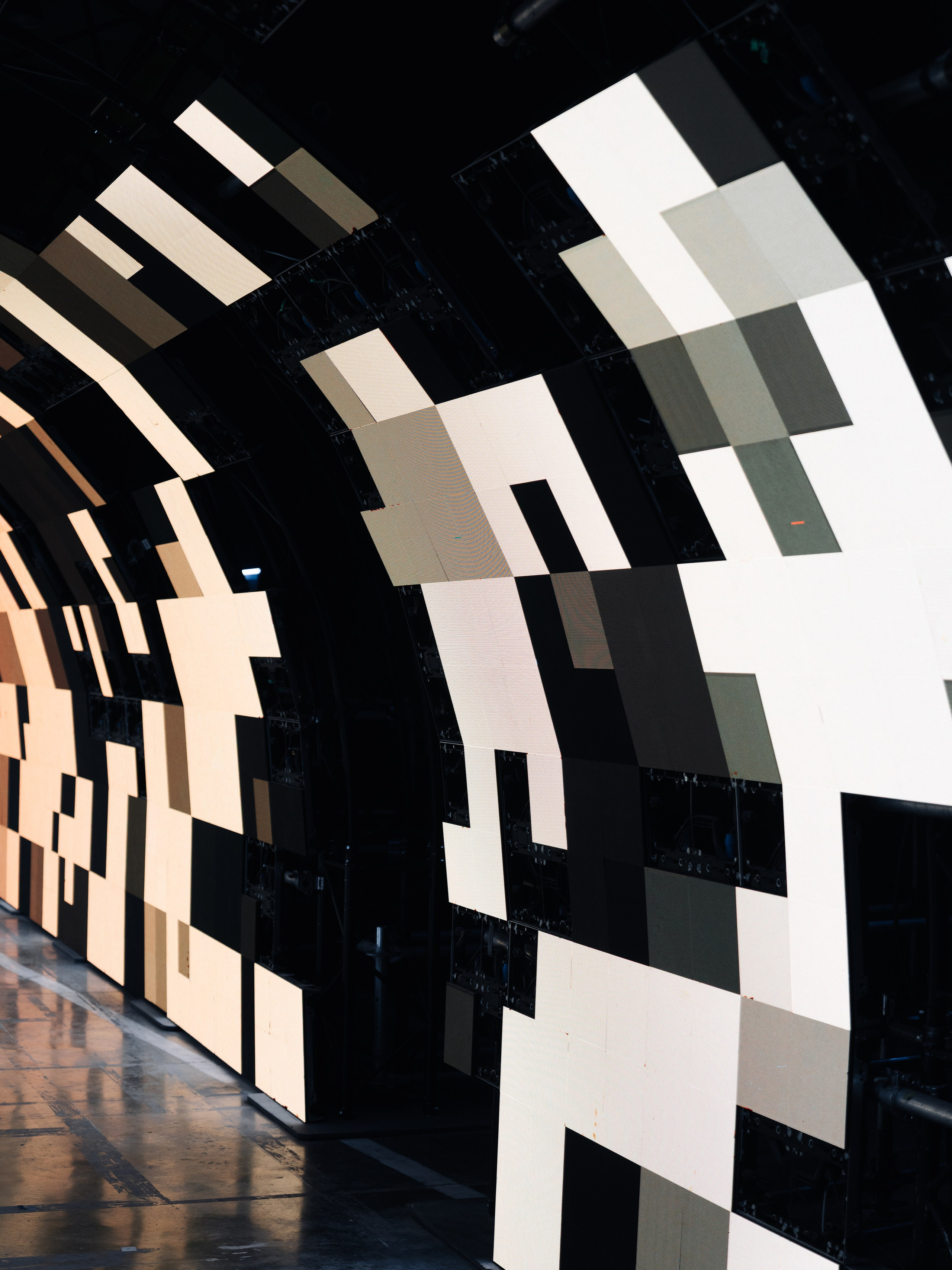 INTERVALS.EXHIBITION. @tomrus: Рустам Шагиморданов — фотограф