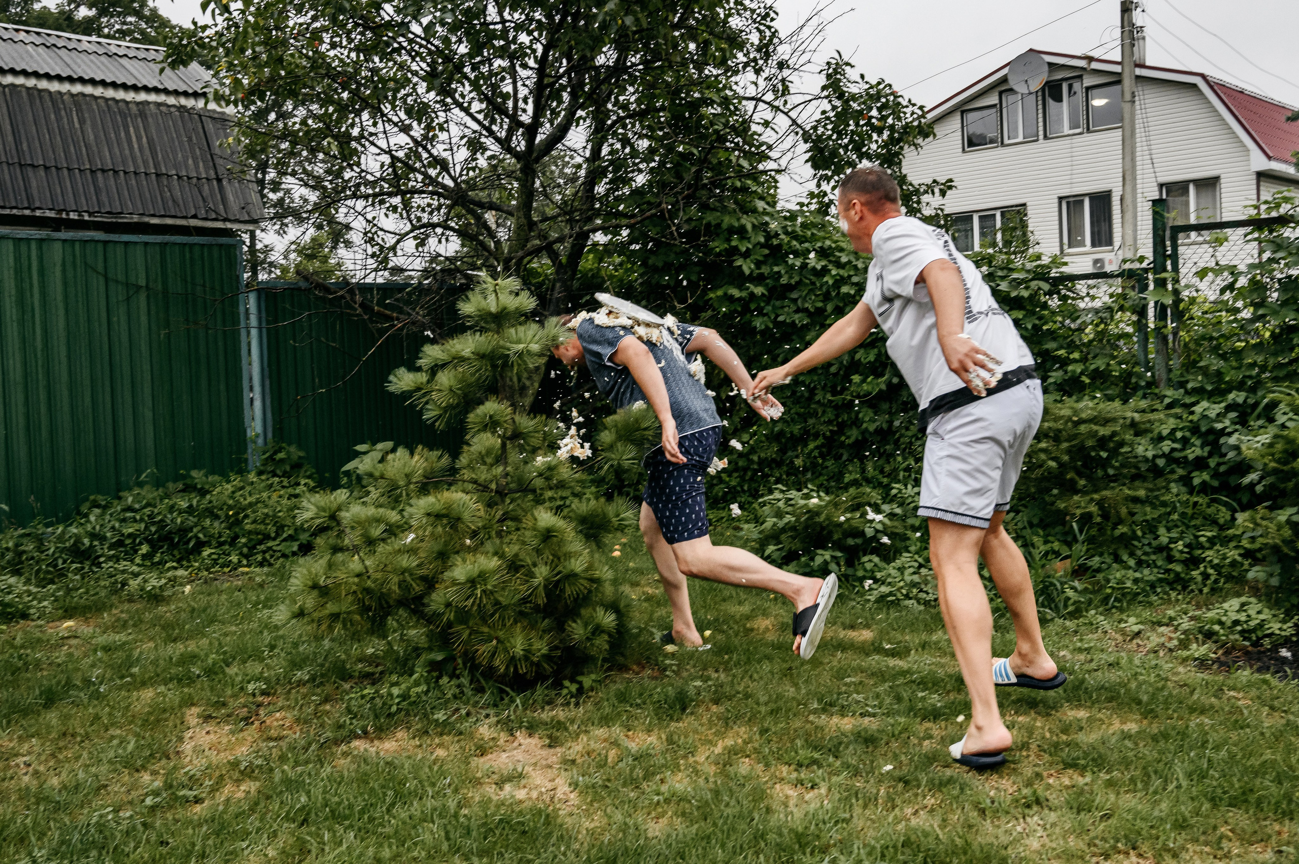 Ника. Пенная вечеринка с бассейном. Фотограф Владивосток. Игорь Кирсанов