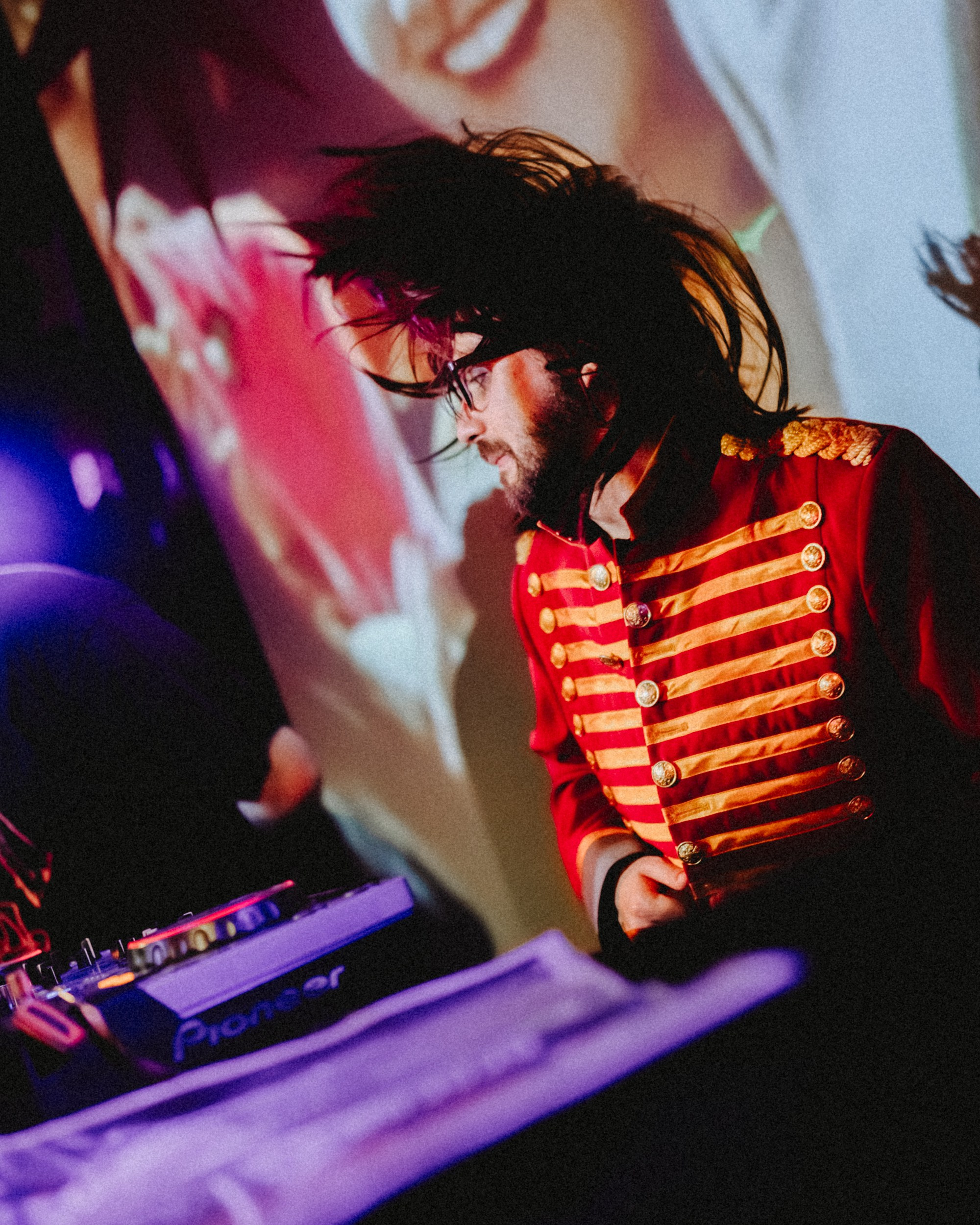 Весело и грустно. Кутнов Владислав | Портретная и городская фотосессии | Санкт-Петербург