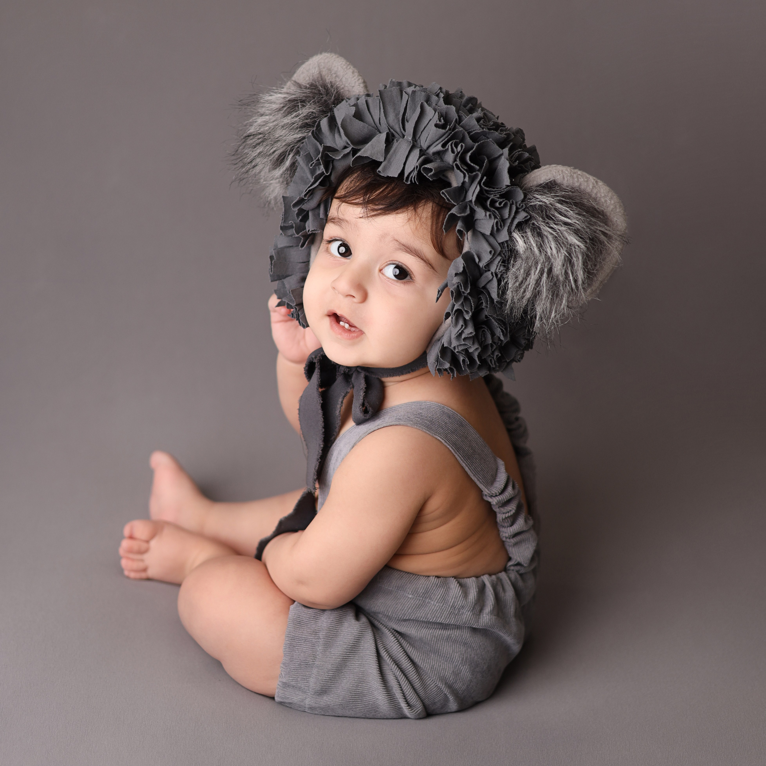 Каталог костюмов для мальчиков 9-12 месяцев. Фотограф новорожденных Москва. Ньюборн фотограф Москва