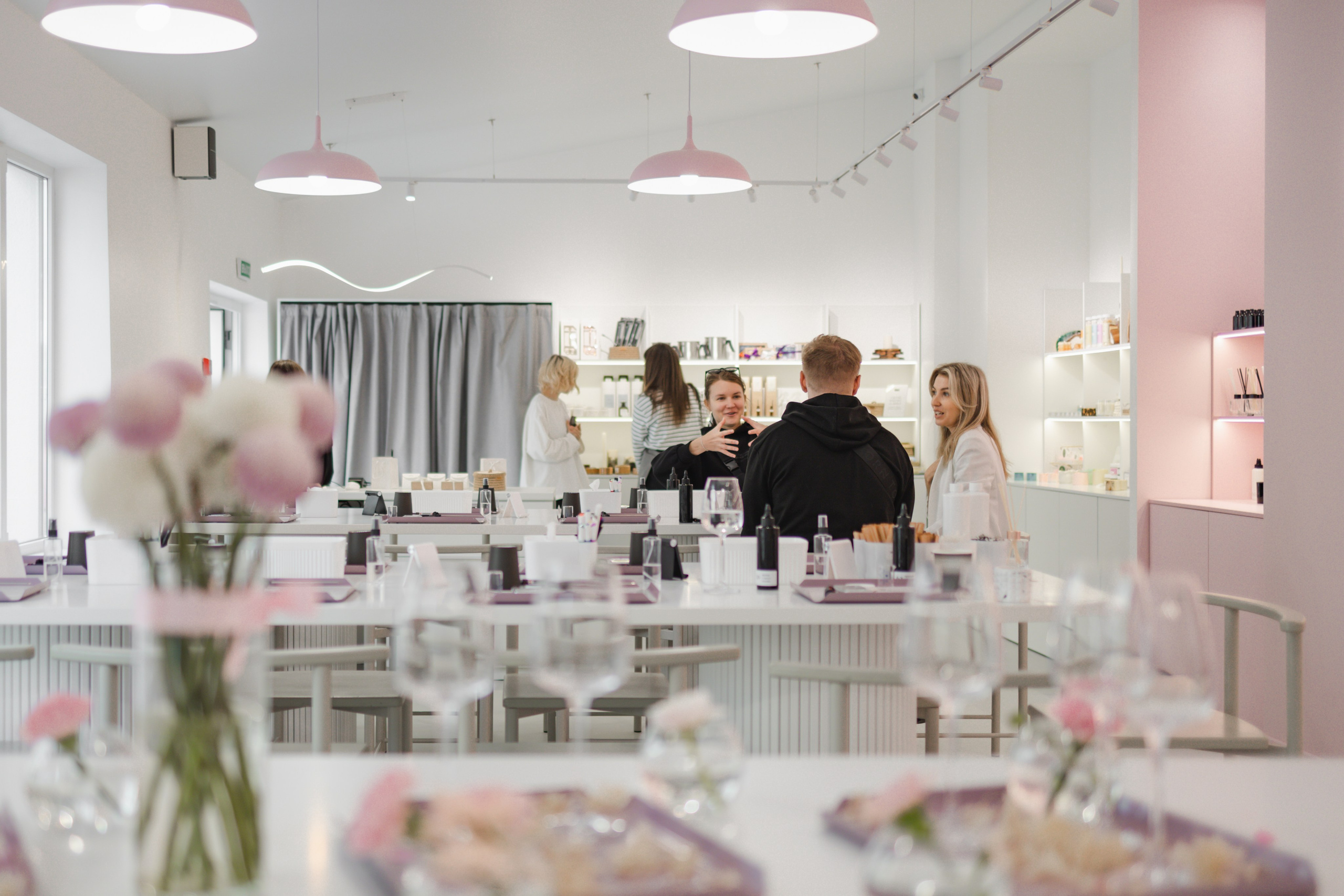 Rewax открытие Кирочная. Репортажный и портретный фотограф в Санктпетербурге. Видиосъемка мероприятий в Санкт-Петербурге