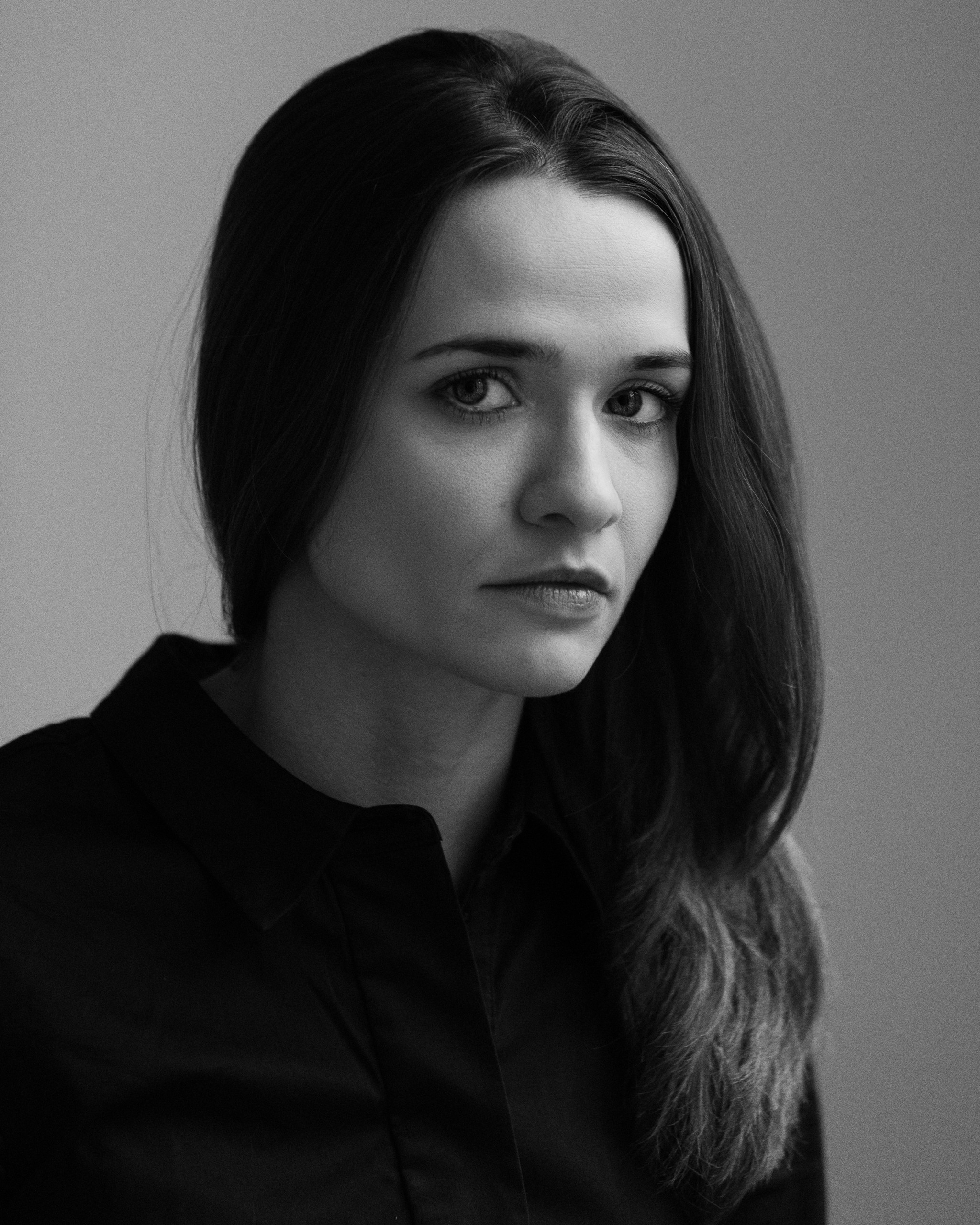 Актерская визитка Санкт-Петербург. Портретный фотограф Белград Матвей Кармаков