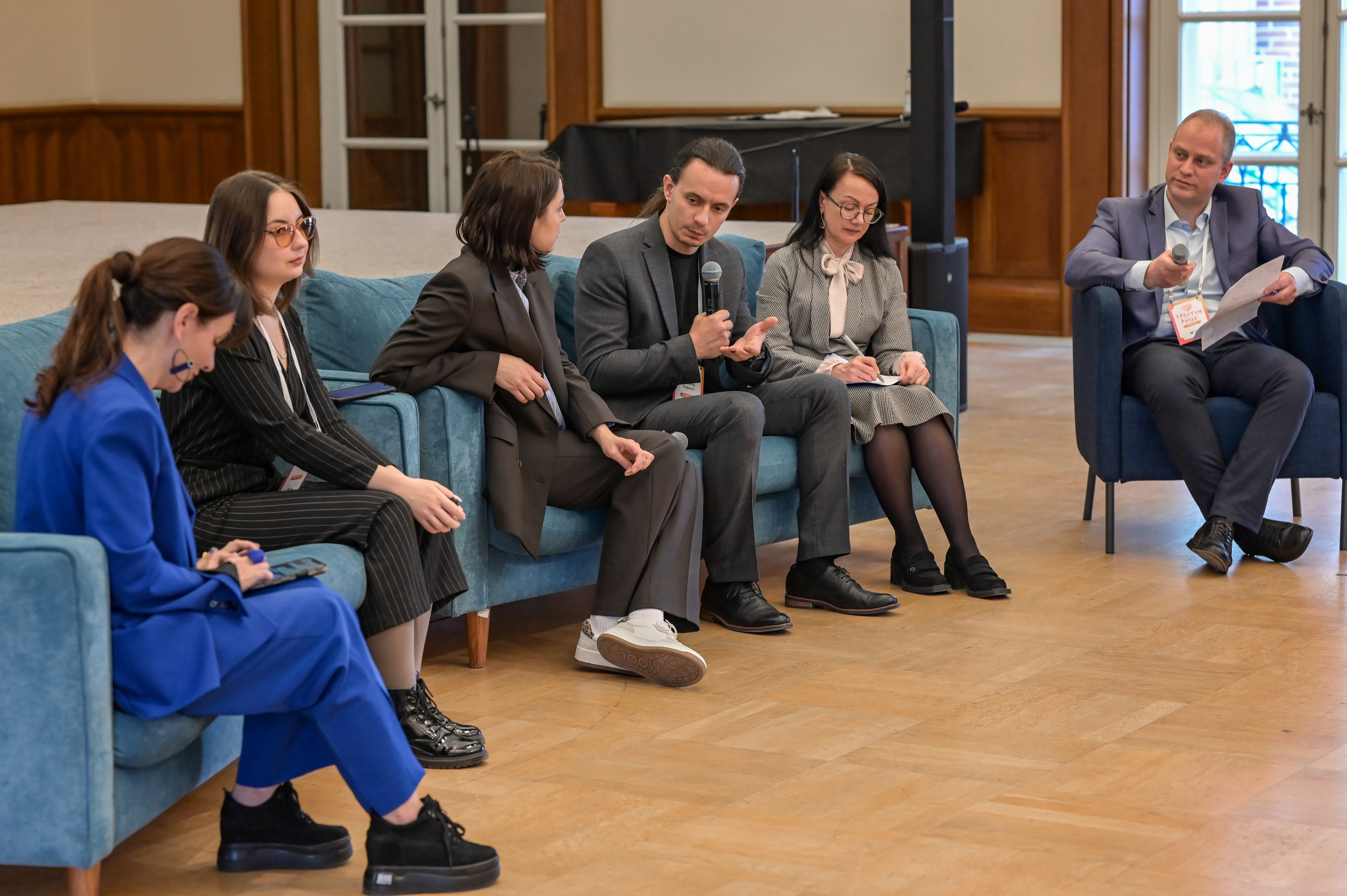 «Люди как люди» Царицыно 2024 г. Семейный и репортажный фотограф в Москве Анастасия Трубкина