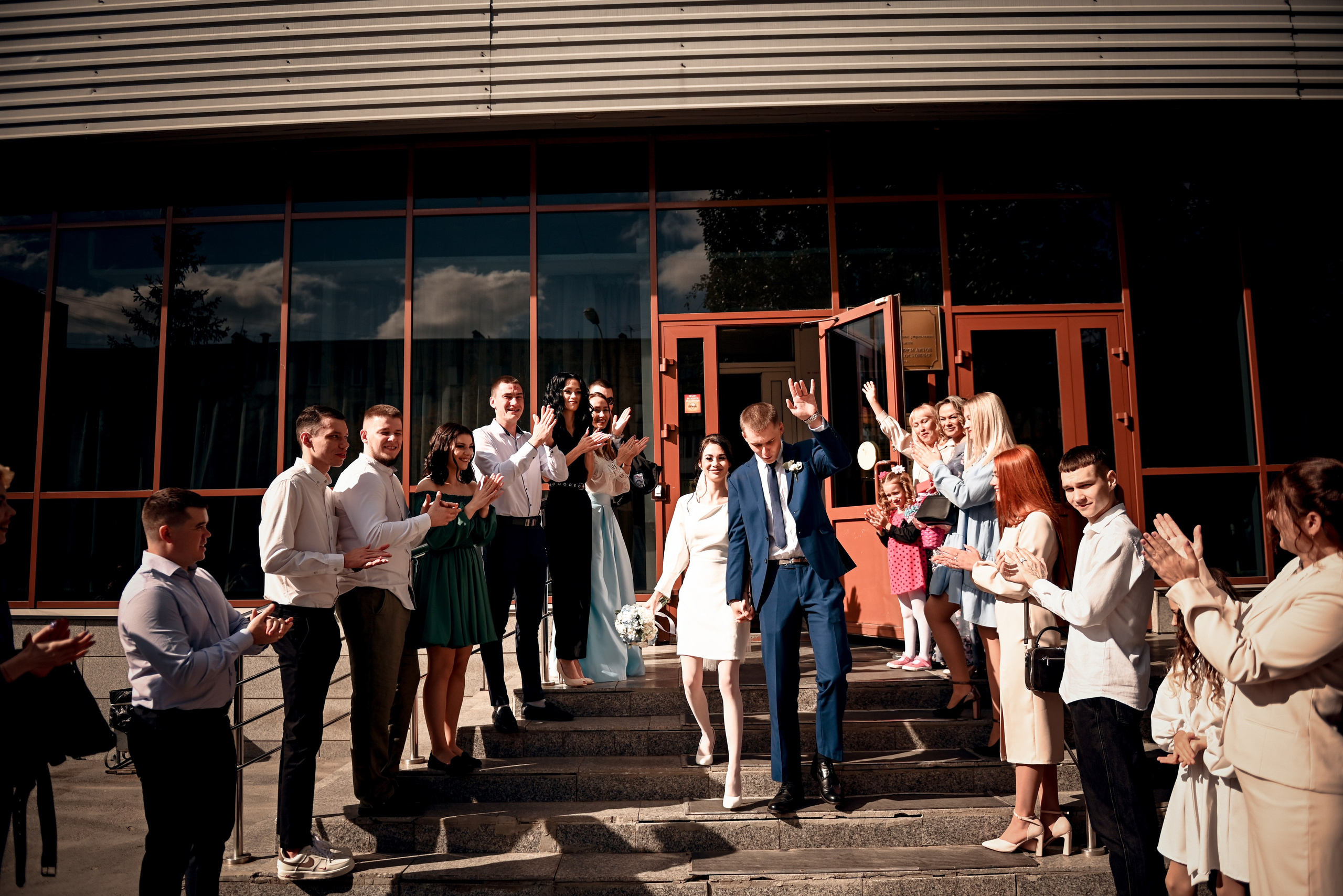 Небольшая часть фото со свадебной съемки Алексея и Даши. Свадебный, семейный, детский, контент фотограф в Омске Максим Ильин