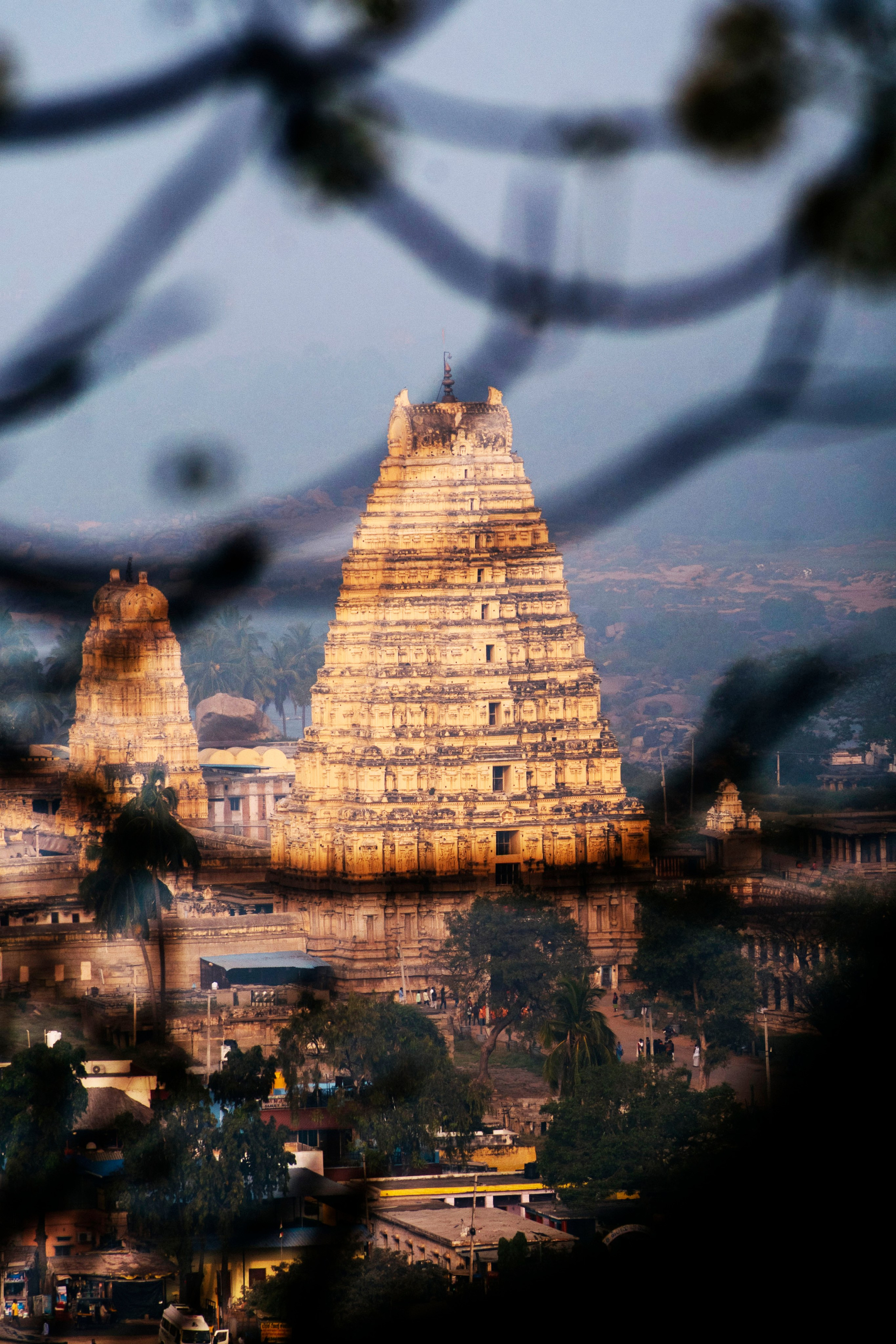 Hampi street. Iraogo