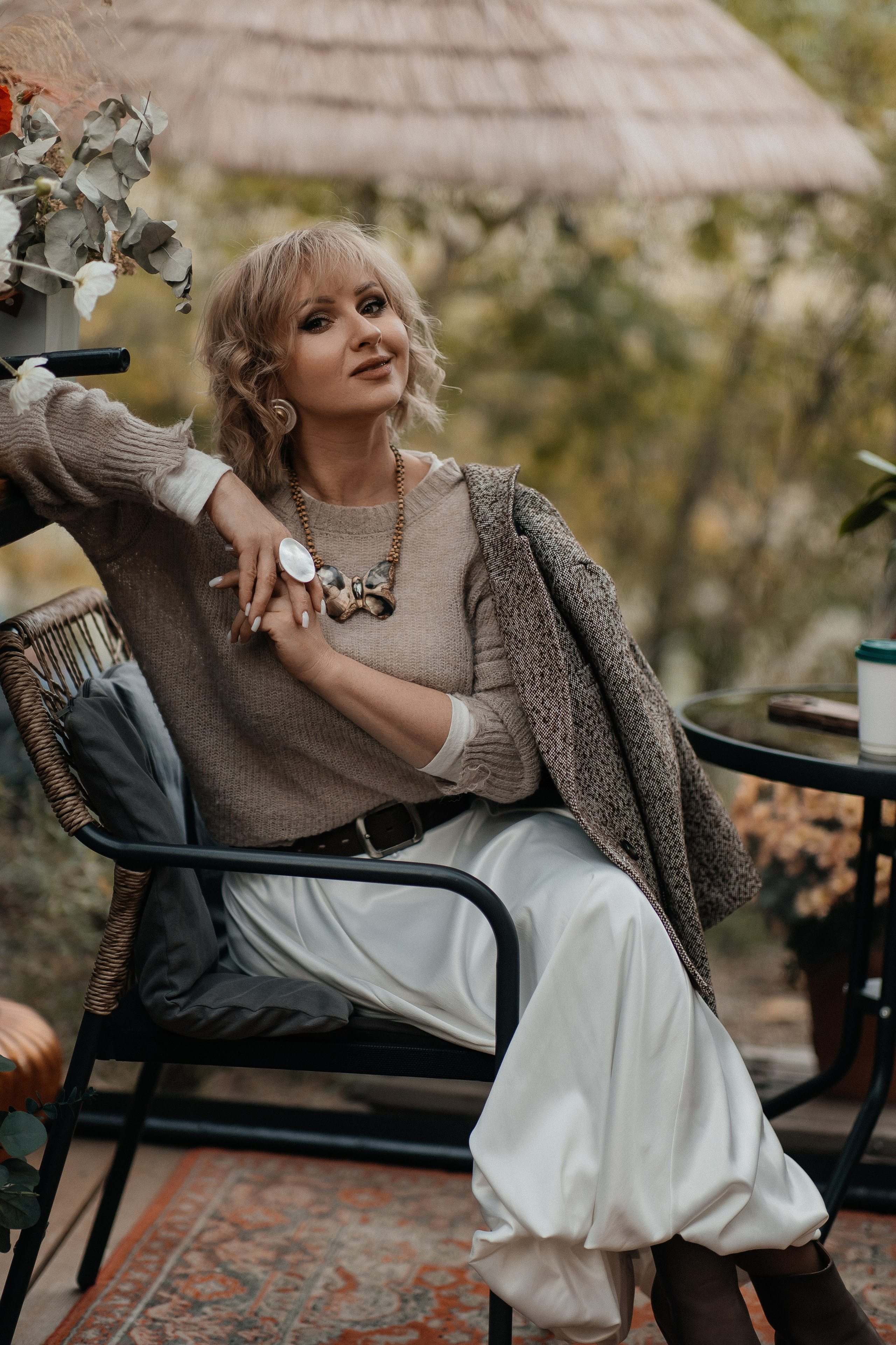 Маша и осень