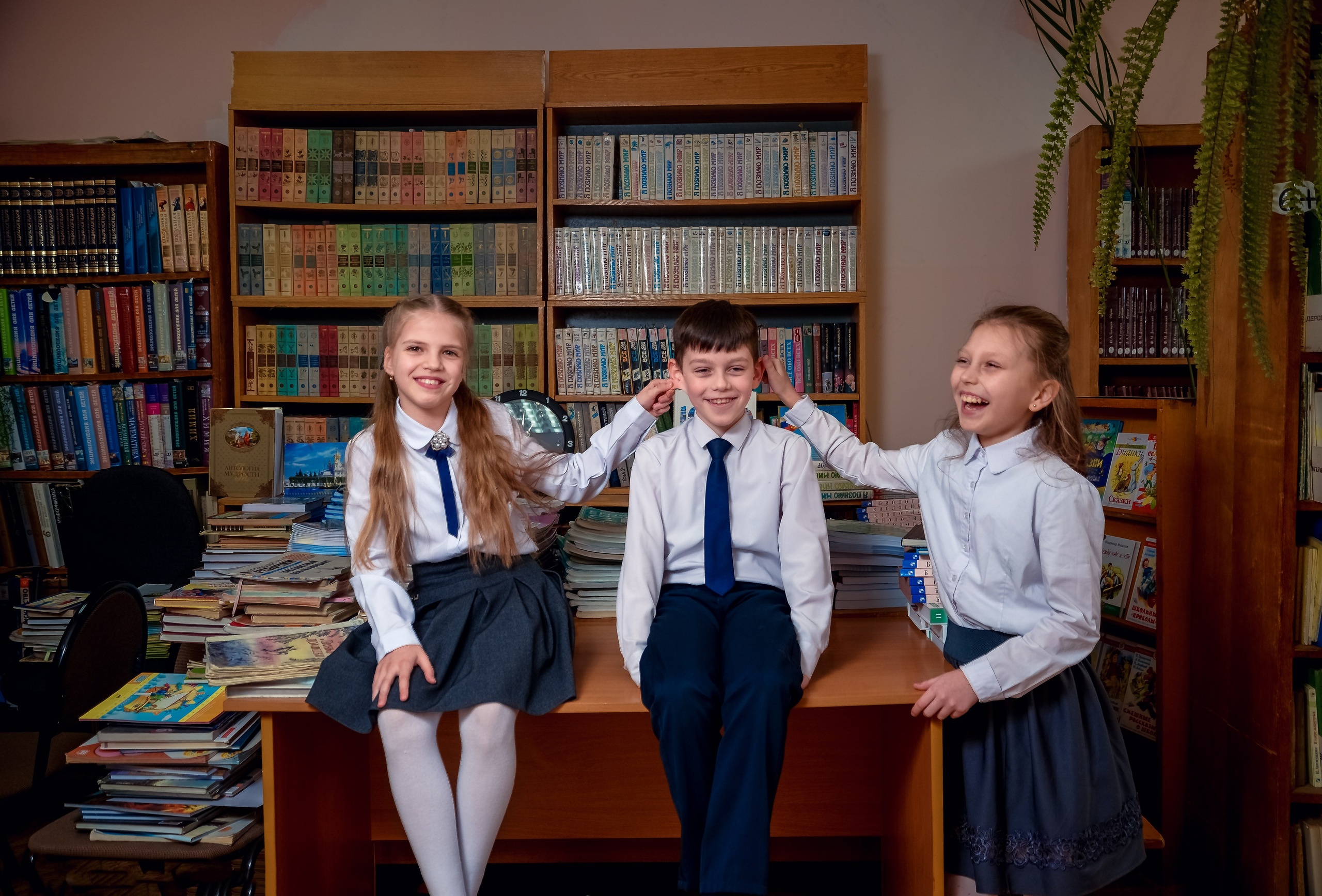 В Библиотеке. Женский фотограф Крещение Венчание Москва Брянск