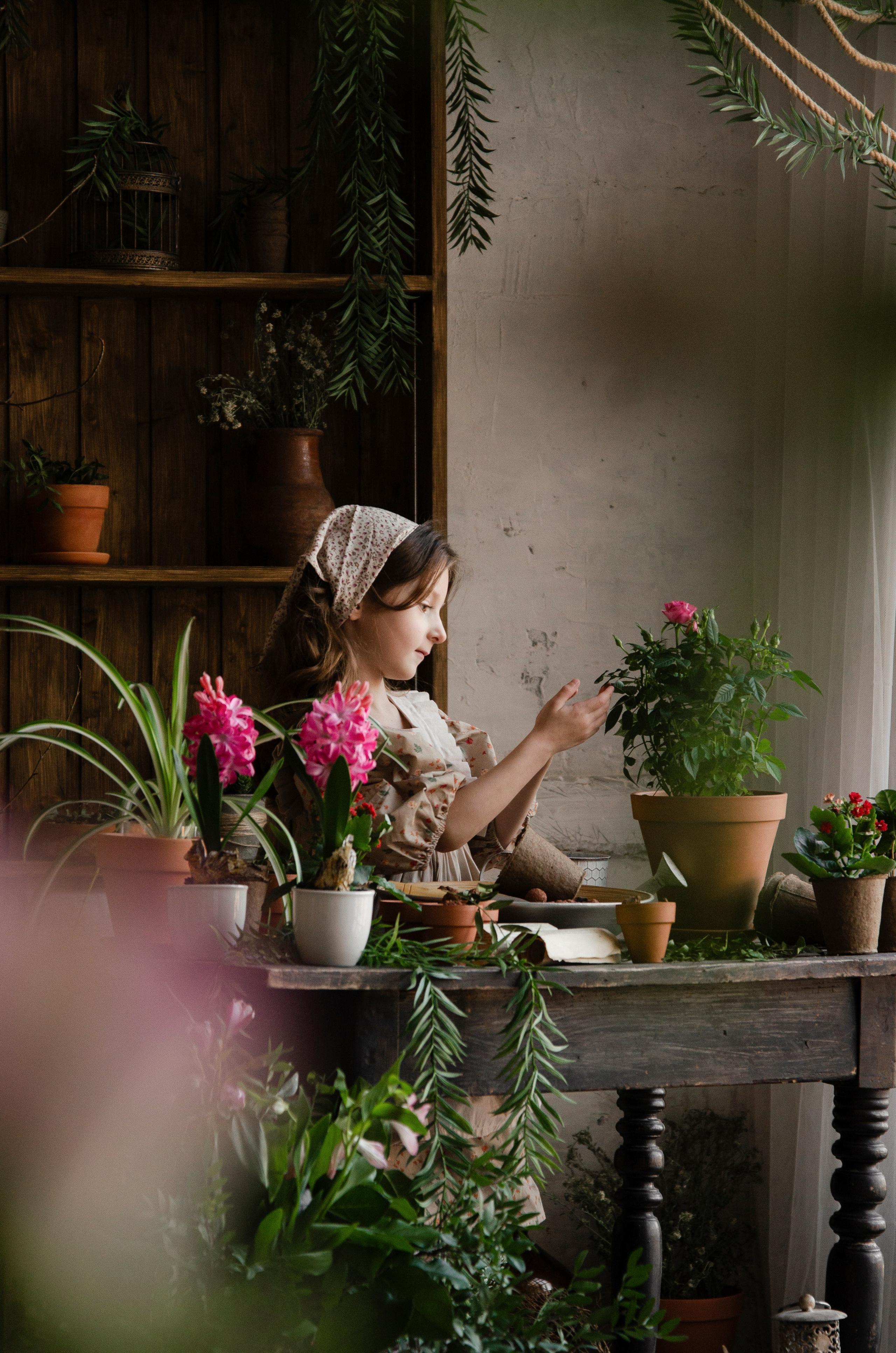 Маленькая садовница. Фотографы в Тюмени Андрей и Лидия Войвод