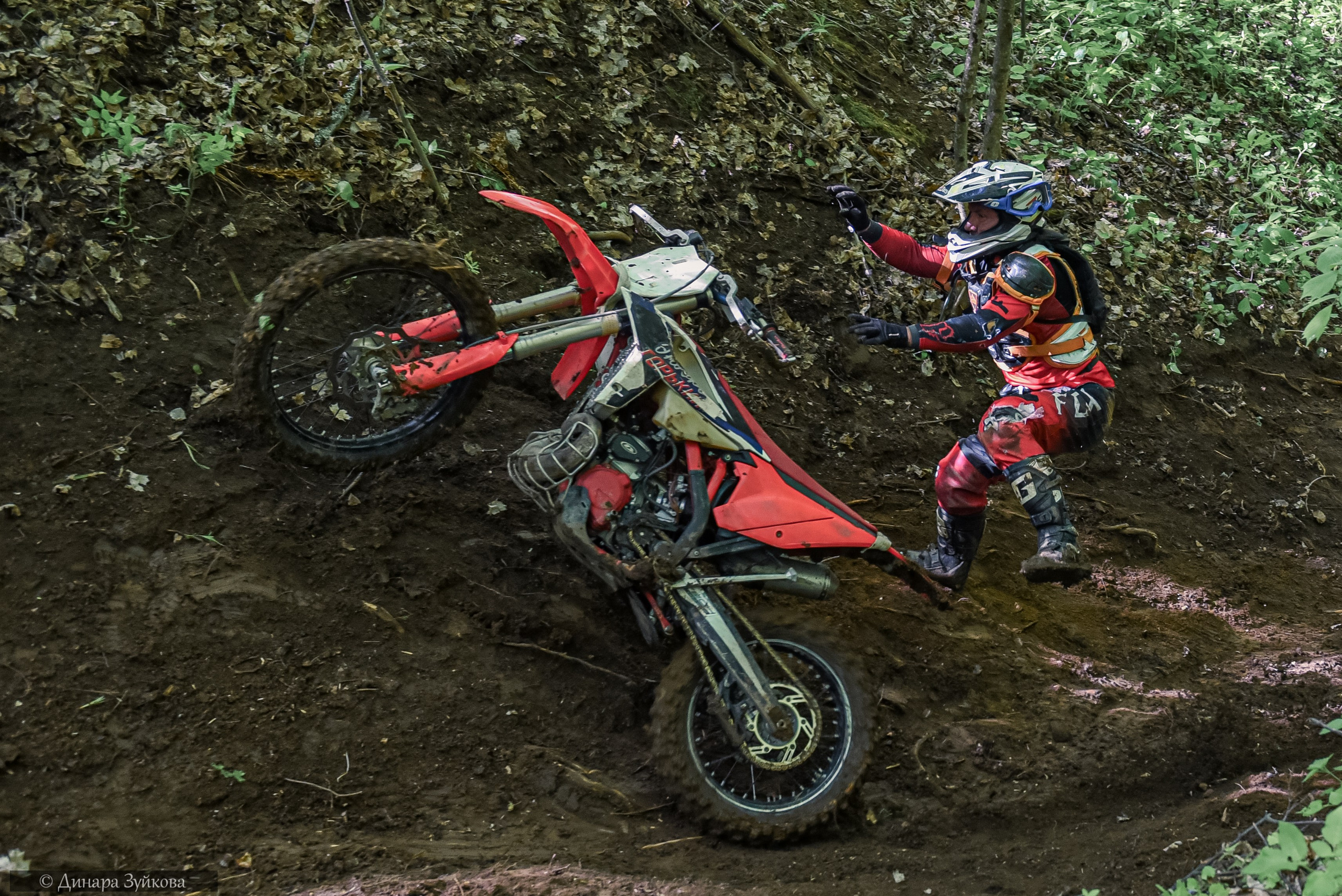На местности. Каменки. Этап II. Мотофотограф в Нижнем Новгороде Динара Зуйкова