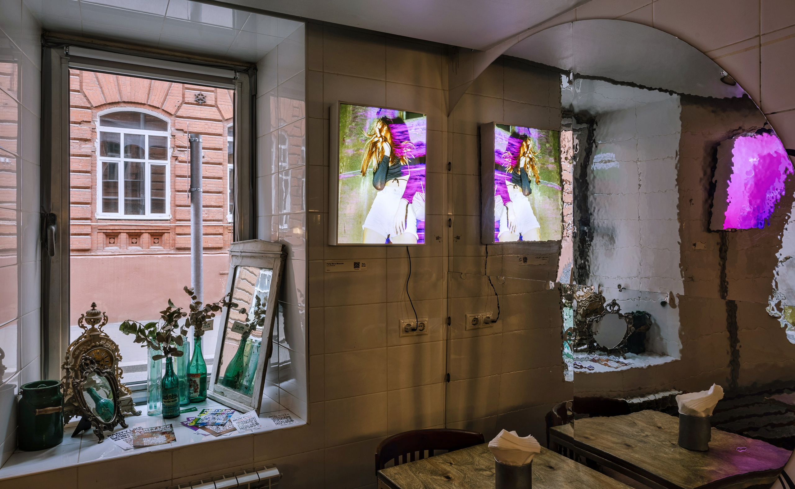 Party like a Moscow EXHIBITION Oliv Pizza 🍕. Портретный и ивент-фотограф в Москве