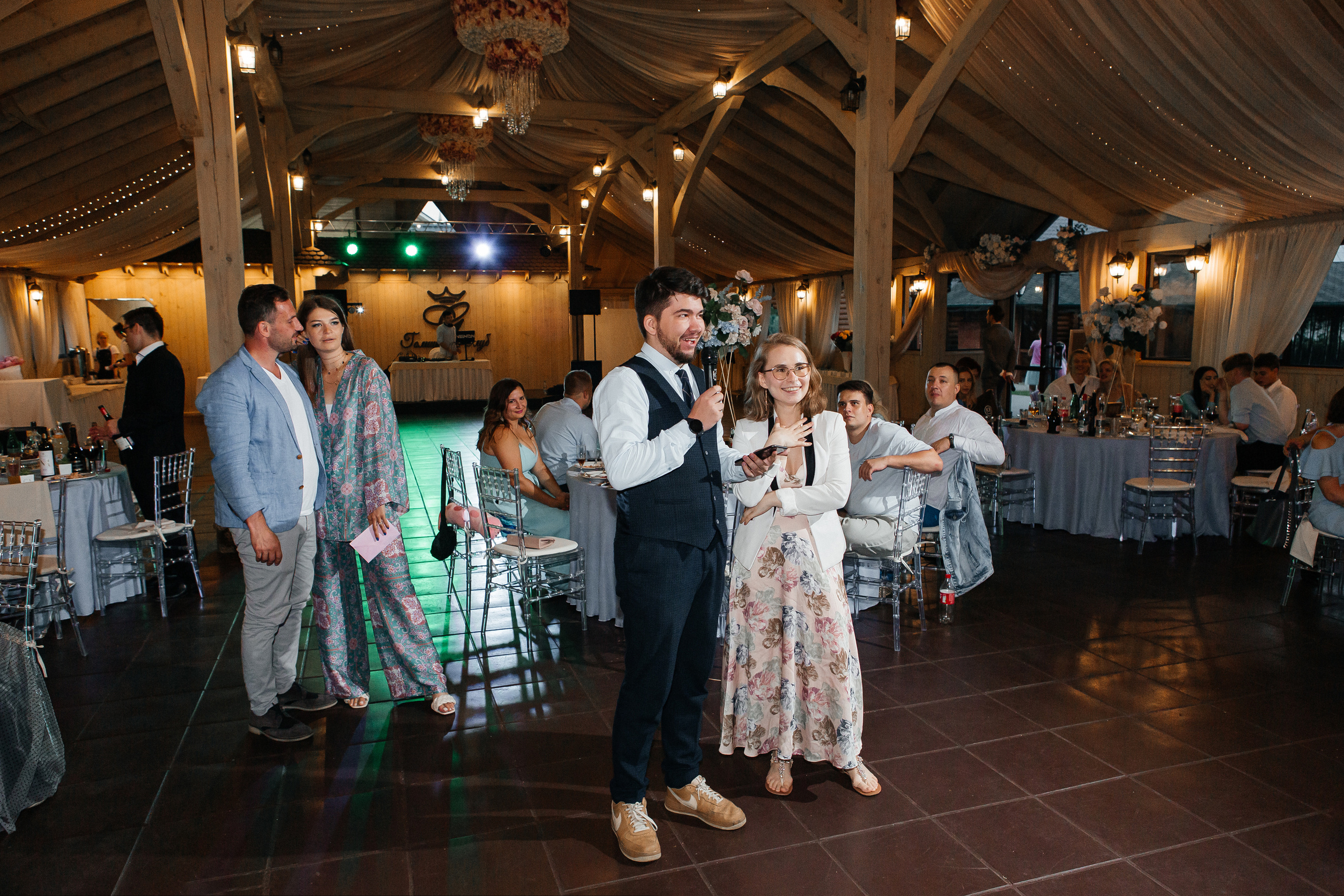 Свадебная фотосессия в усадьбе Архангельское и Голицын Клуб. Свадебный фотограф в Москве Дарья Олендарёва