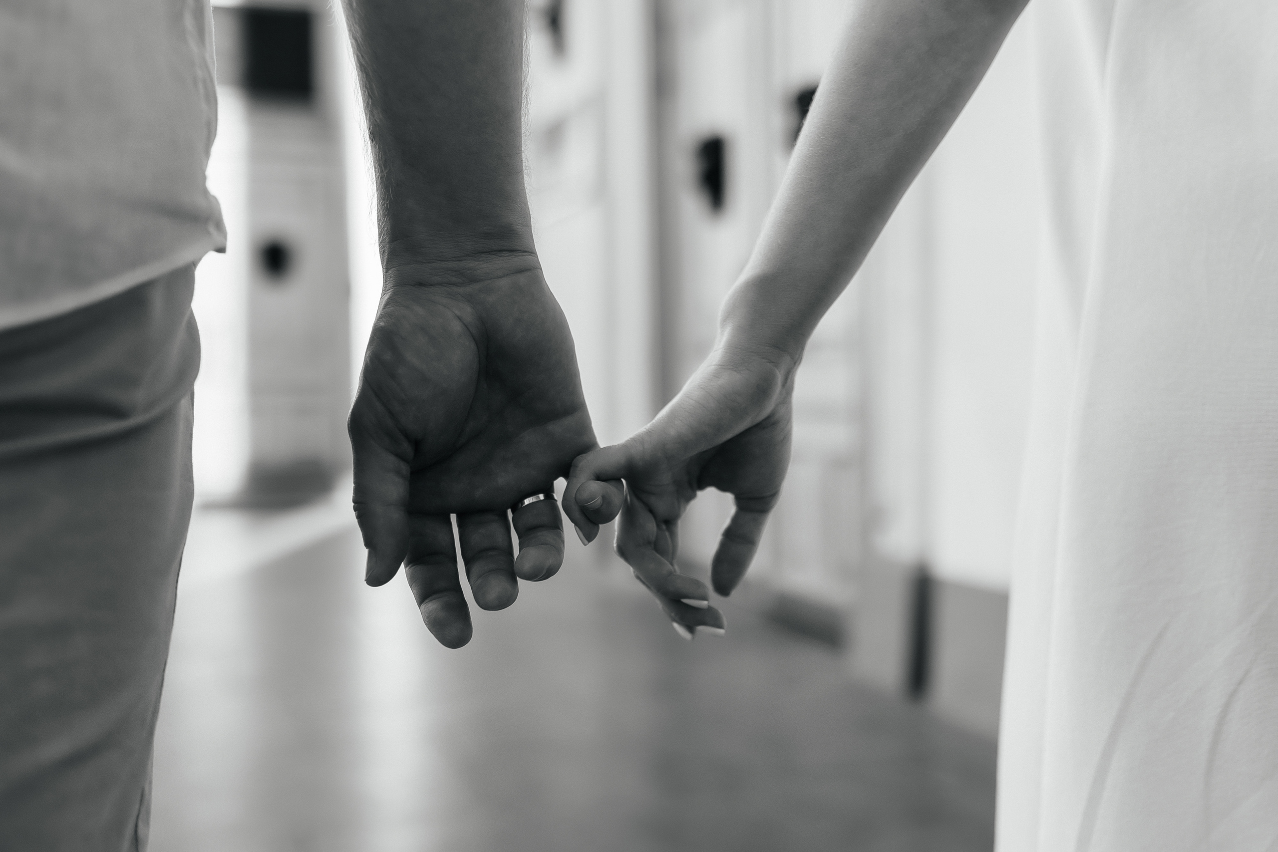 Свадебная фотосессия по улочкам в центре Москвы. Свадебный фотограф в Москве Дарья Олендарёва