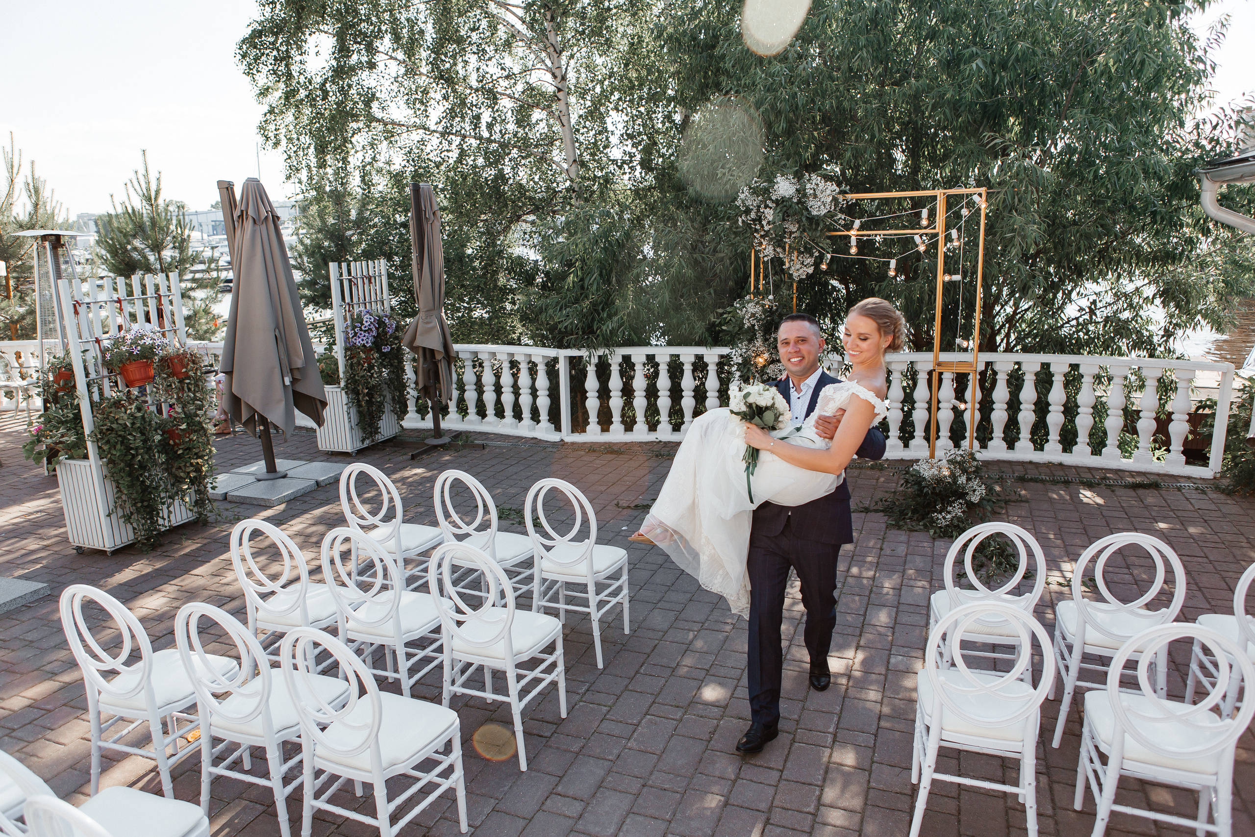 Свадебная фотосессия в ресторане Мореман