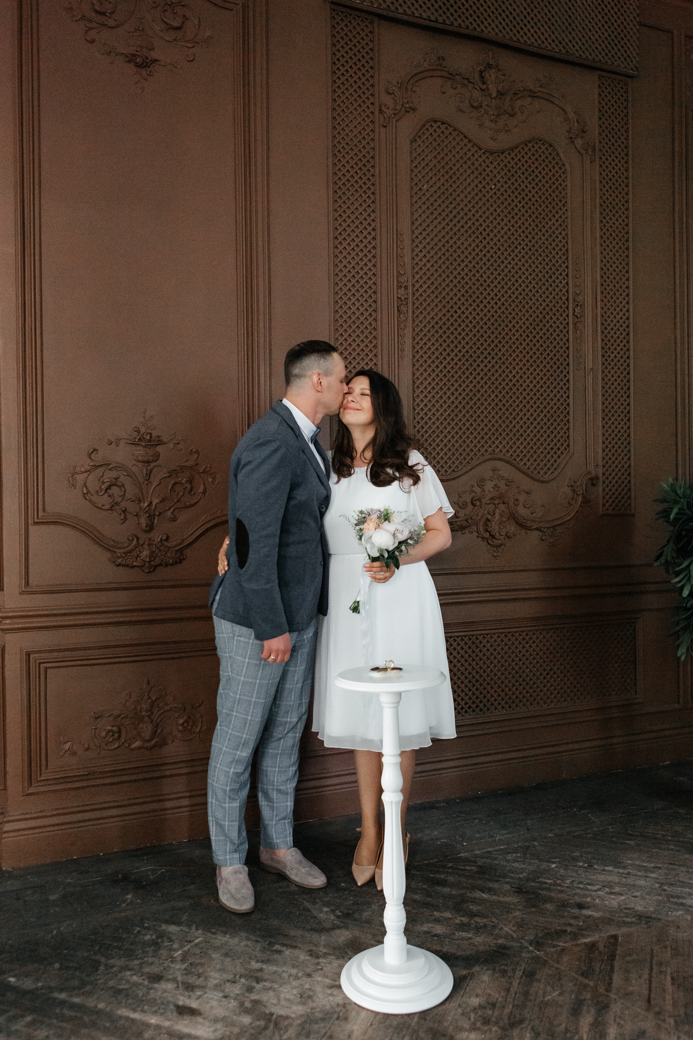 Заключение брака в студии Royal