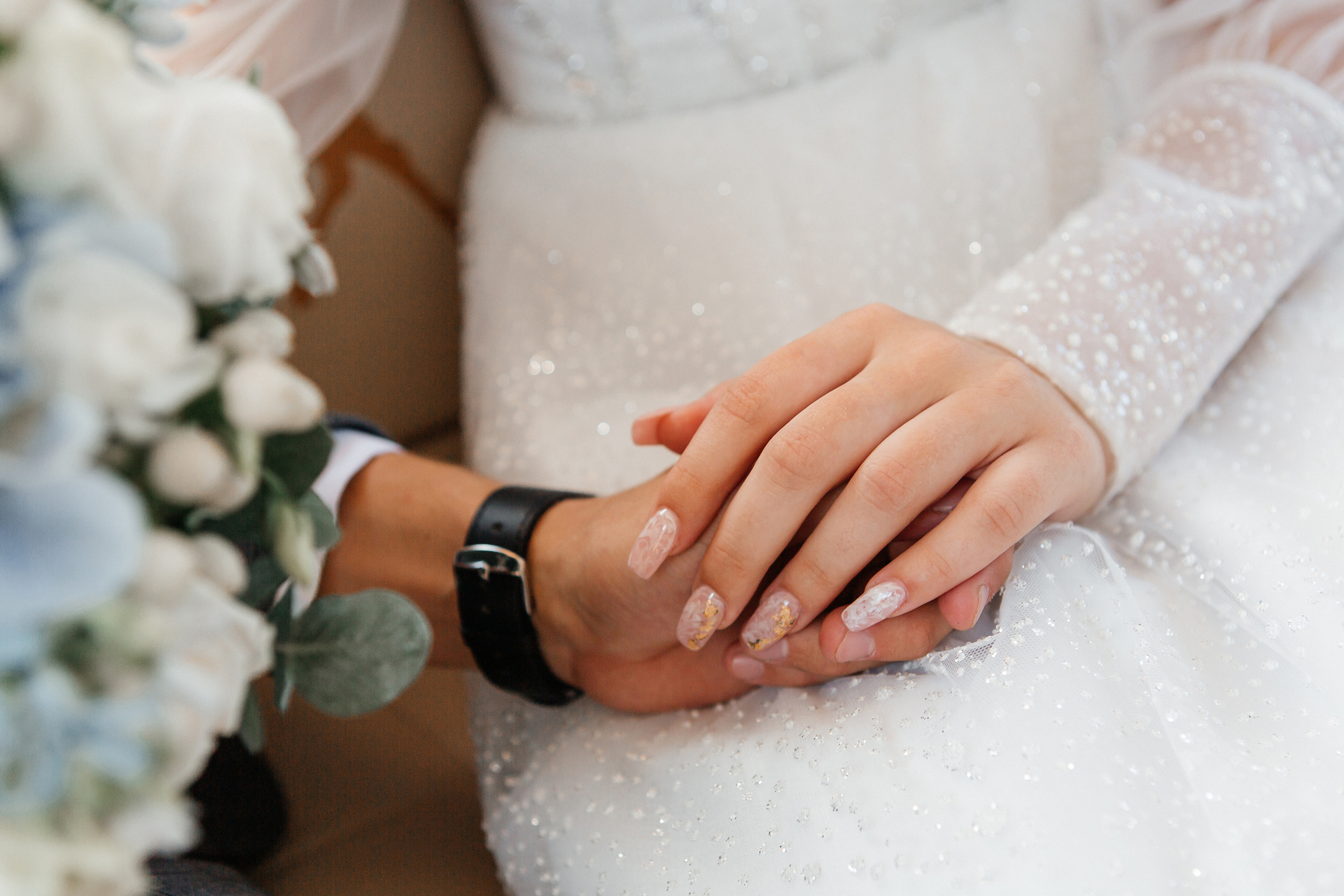 Свадебная фотосессия в усадьбе Архангельское и Голицын Клуб. Свадебный фотограф в Москве Дарья Олендарёва