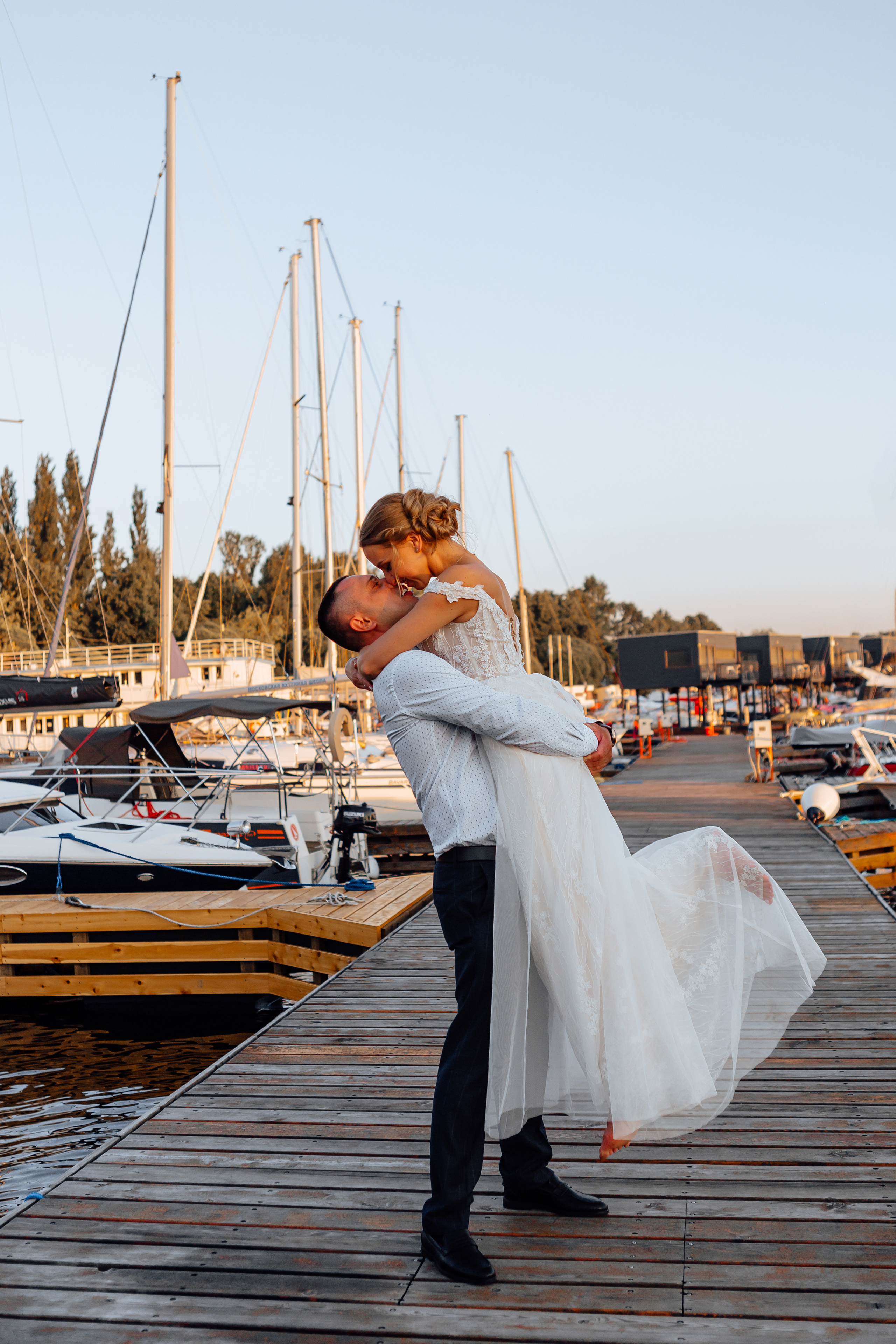 Свадебная фотосессия с яхтой