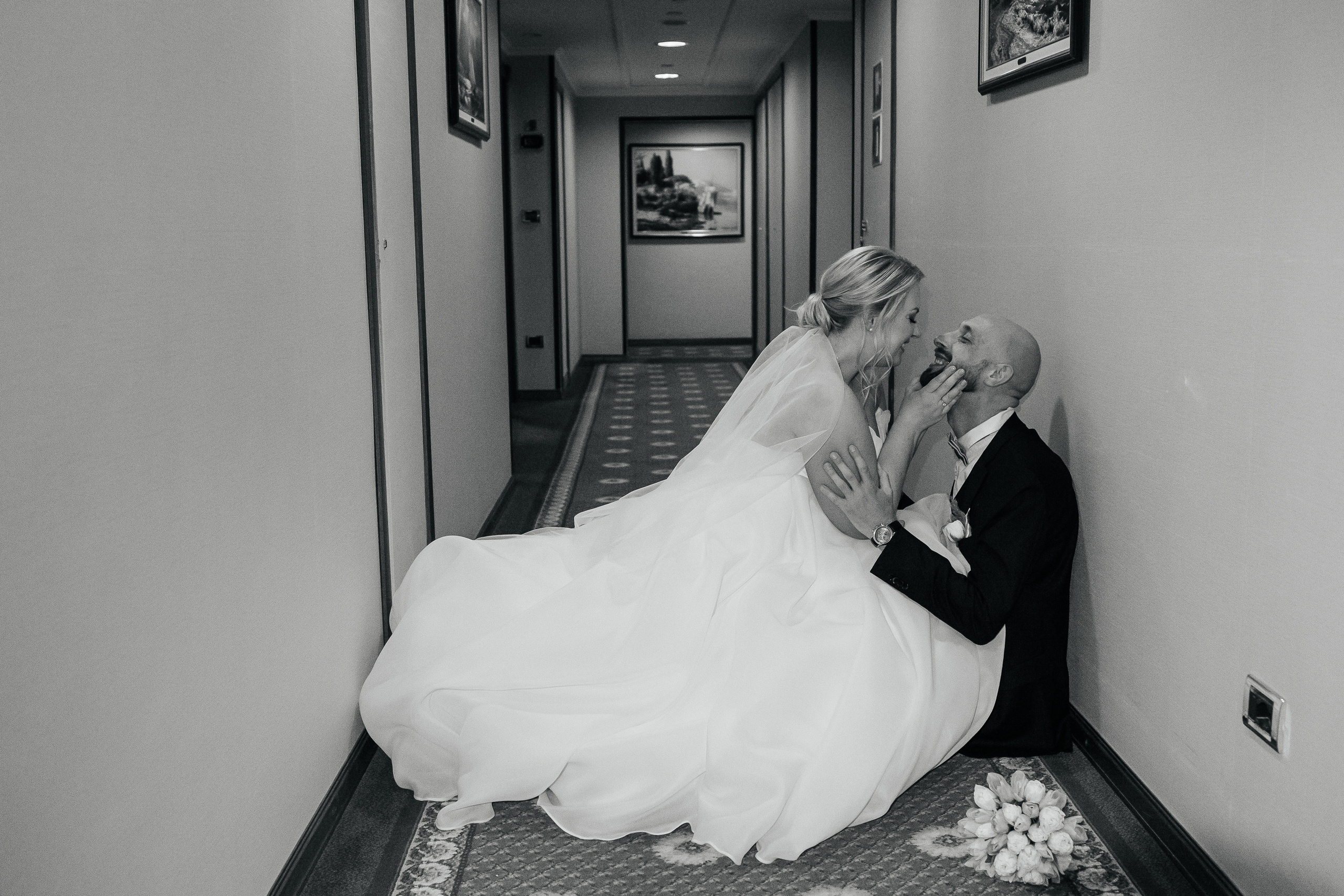 Свадебная фотосессия в отеле Золотое кольцо