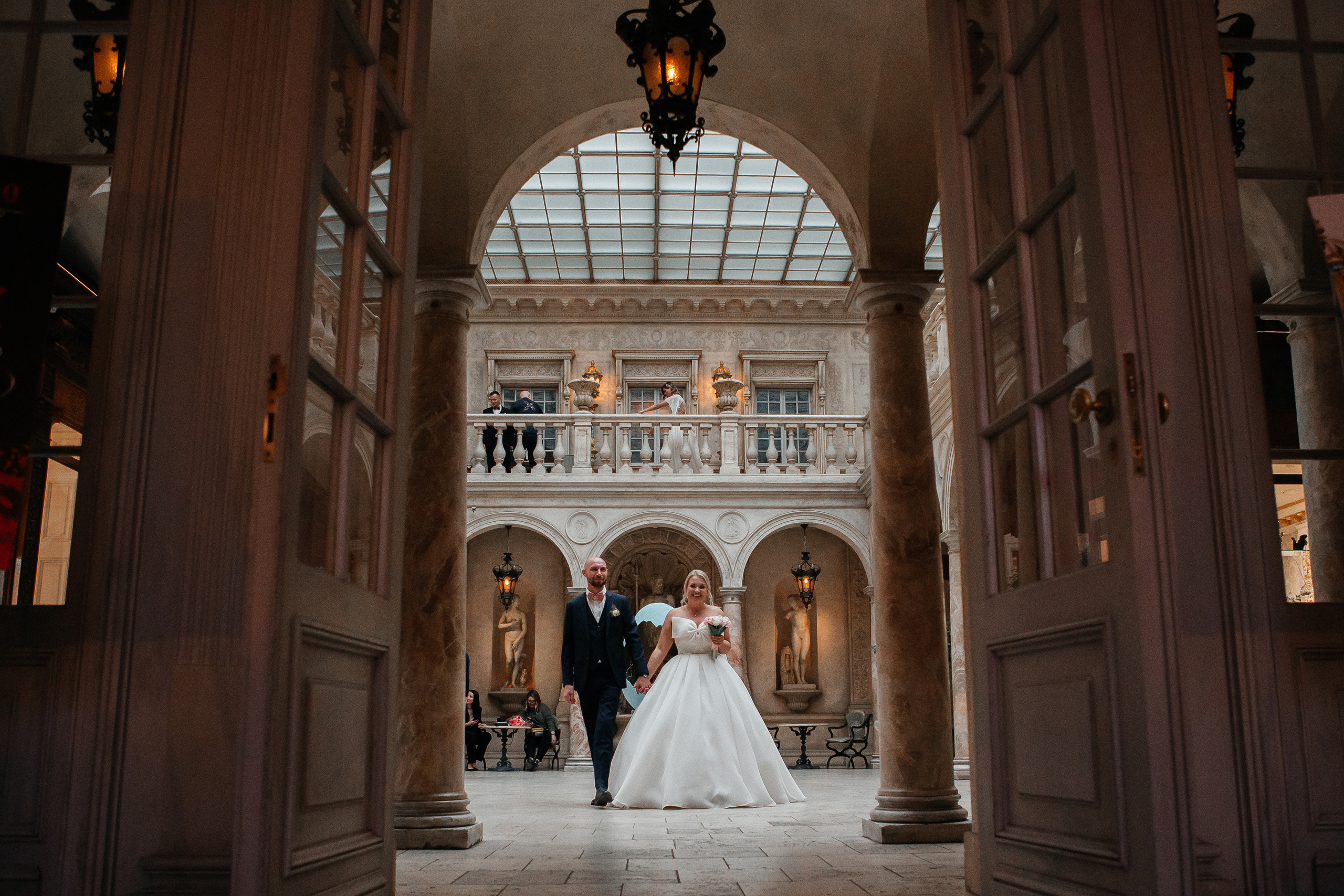 Свадебная фотосессия в ресторане Турандот