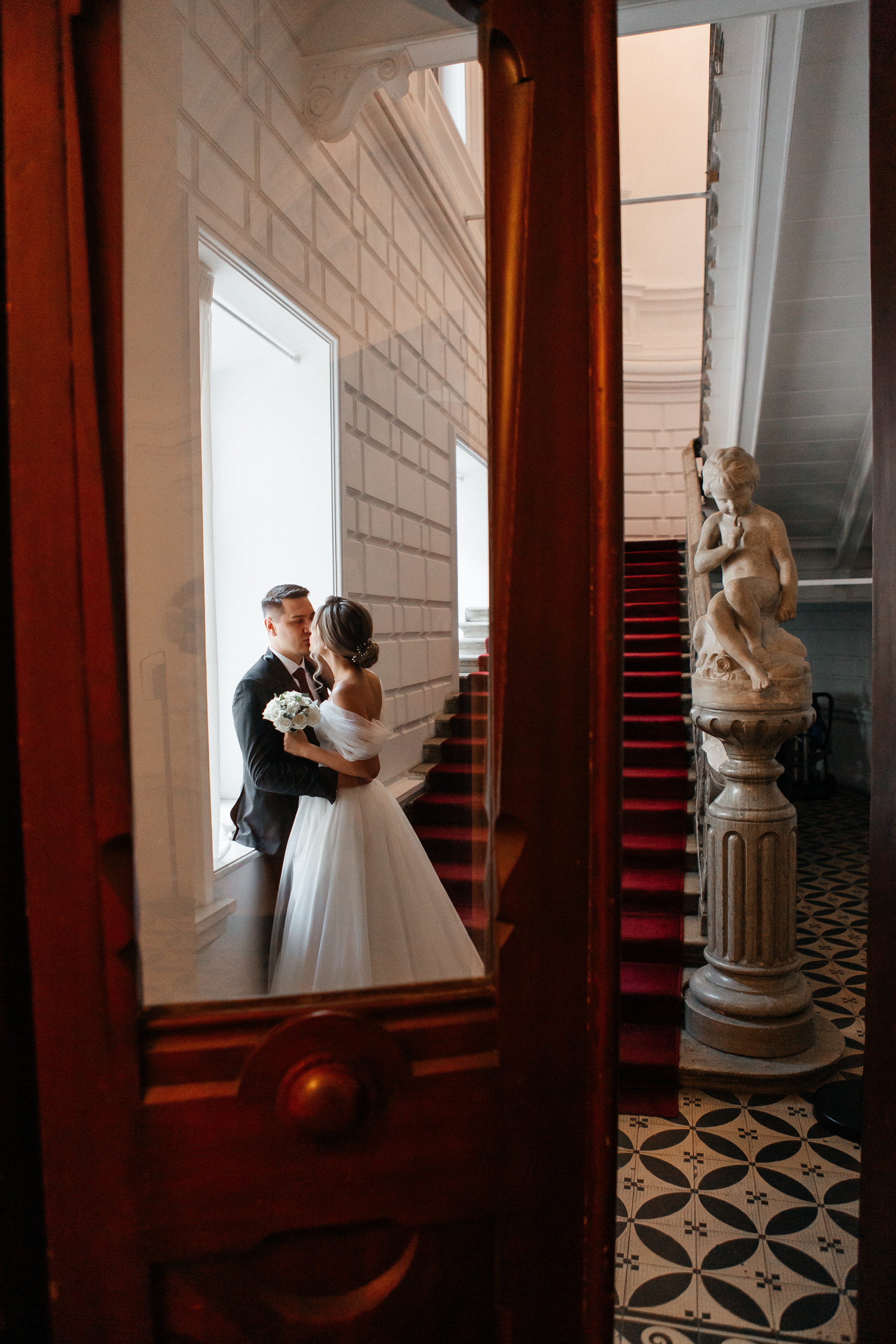 Свадебная фотосессия в особняке Спиридонова