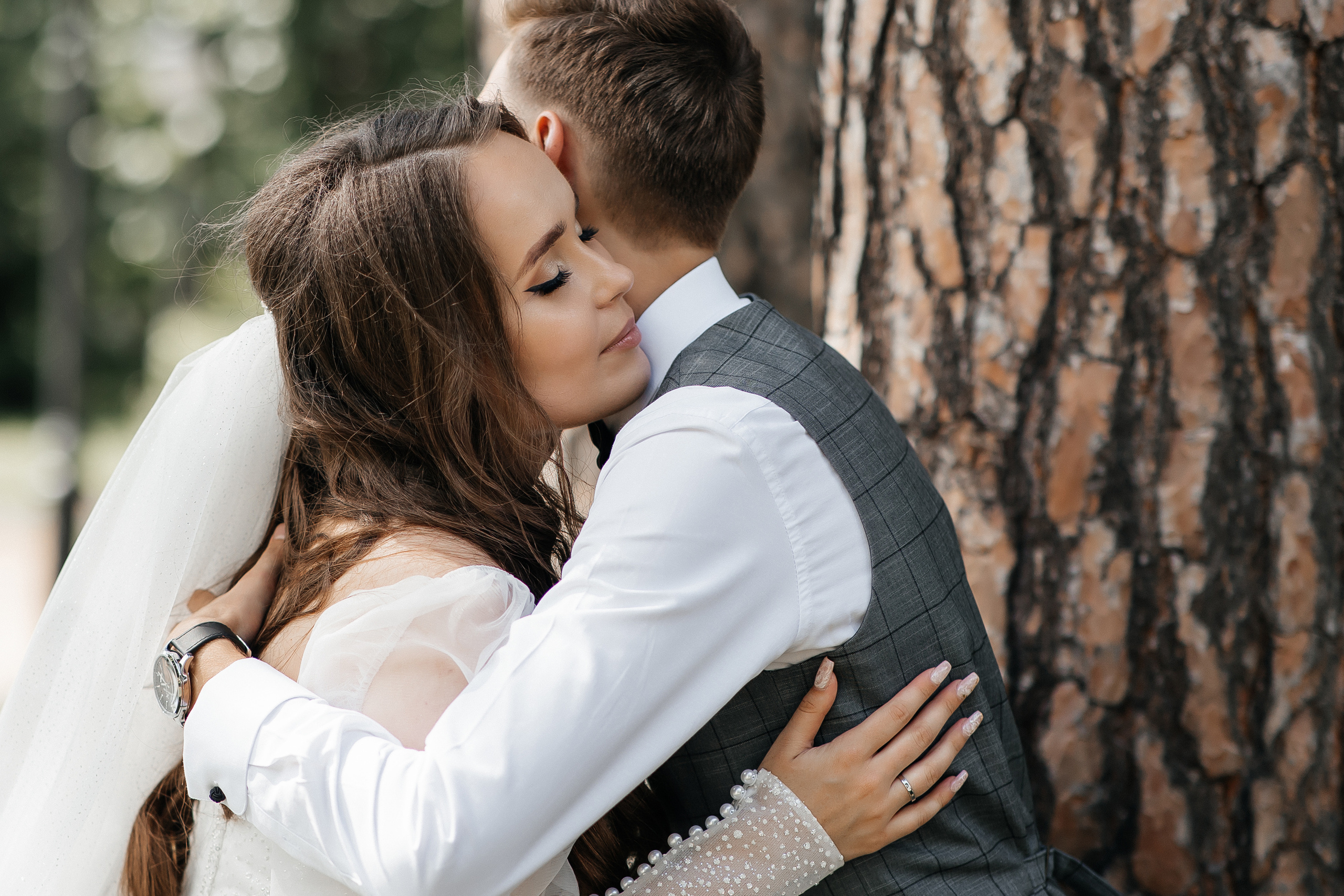 Свадебная фотосессия в усадьбе Архангельское и Голицын Клуб. Свадебный фотограф в Москве Дарья Олендарёва