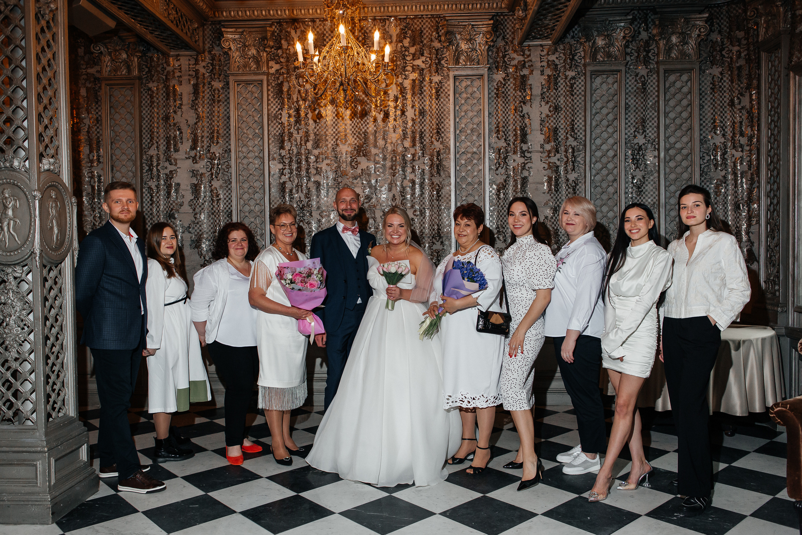 Свадебная фотосессия в отеле Золотое кольцо и ресторане Турандот. Свадебный фотограф в Москве Дарья Олендарёва