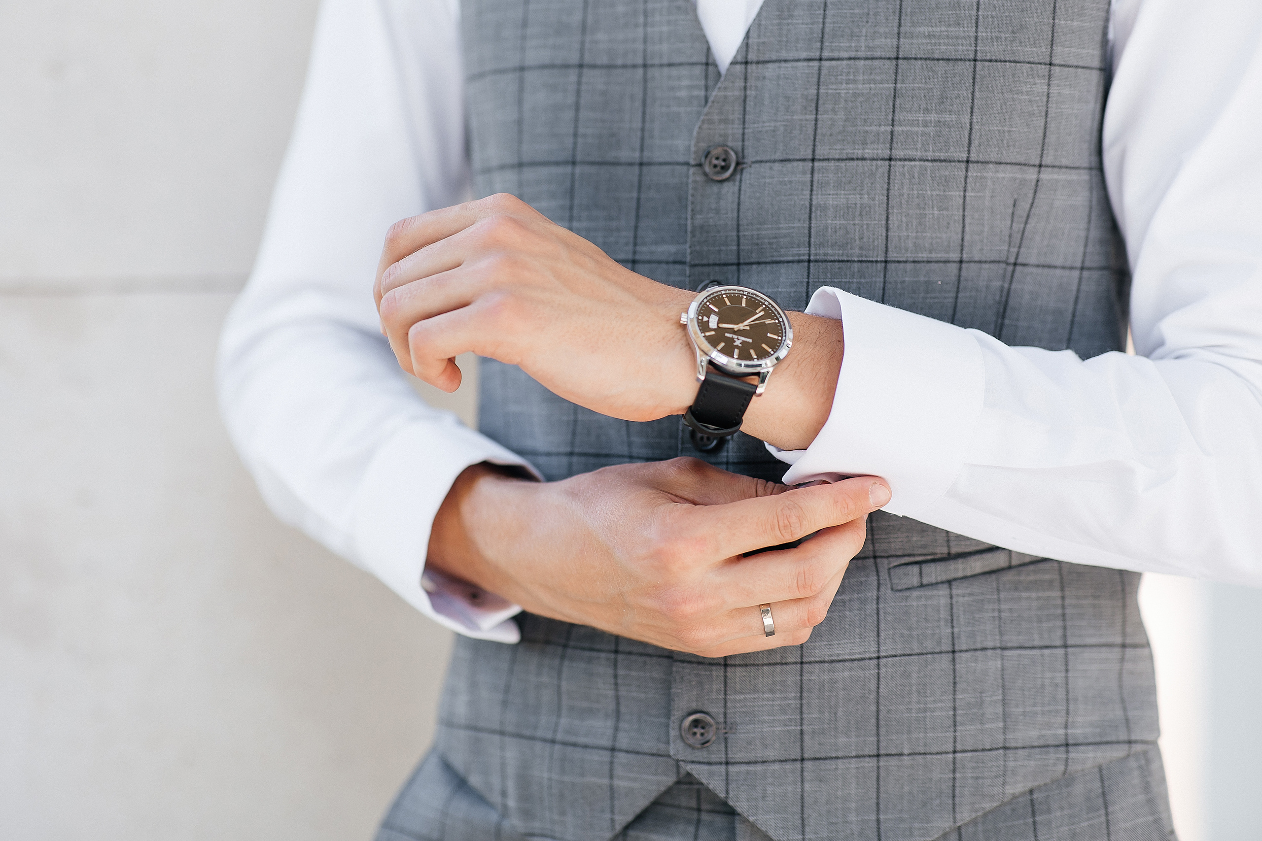 Свадебная фотосессия в усадьбе Архангельское и Голицын Клуб. Свадебный фотограф в Москве Дарья Олендарёва