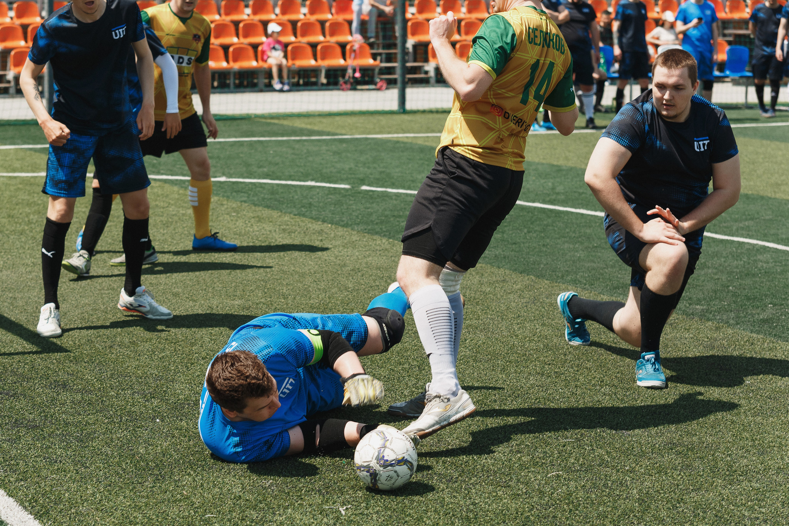 Под знаменем Амбрелла: Футбольный турнир в Приазовье Таганрога. Свадебный и семейный фотограф в Таганроге Бакарюк Антон