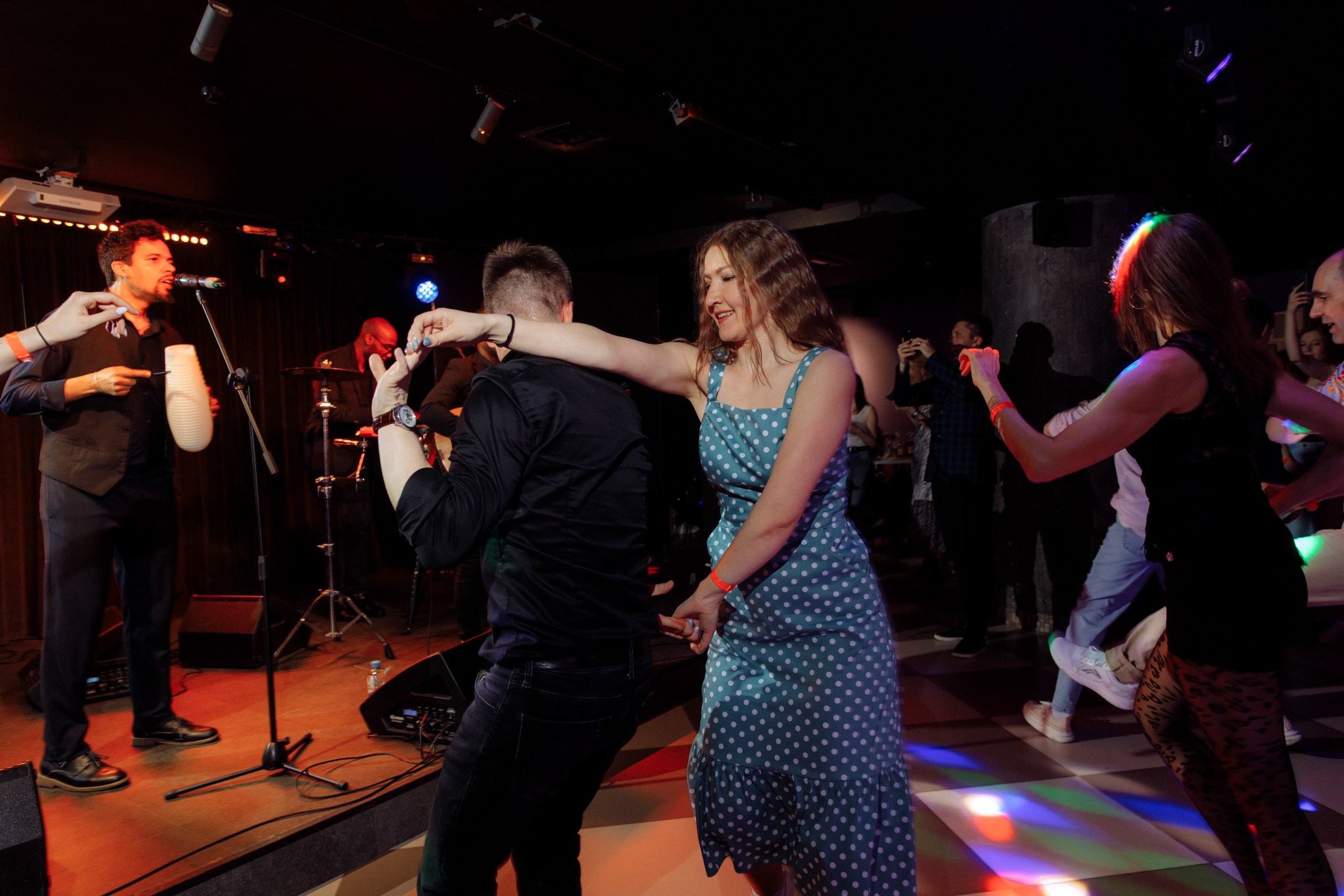 ISALSА. Вечеринка в школе танцев. Свадебный фотограф в Ярославле Анастасия Архипова