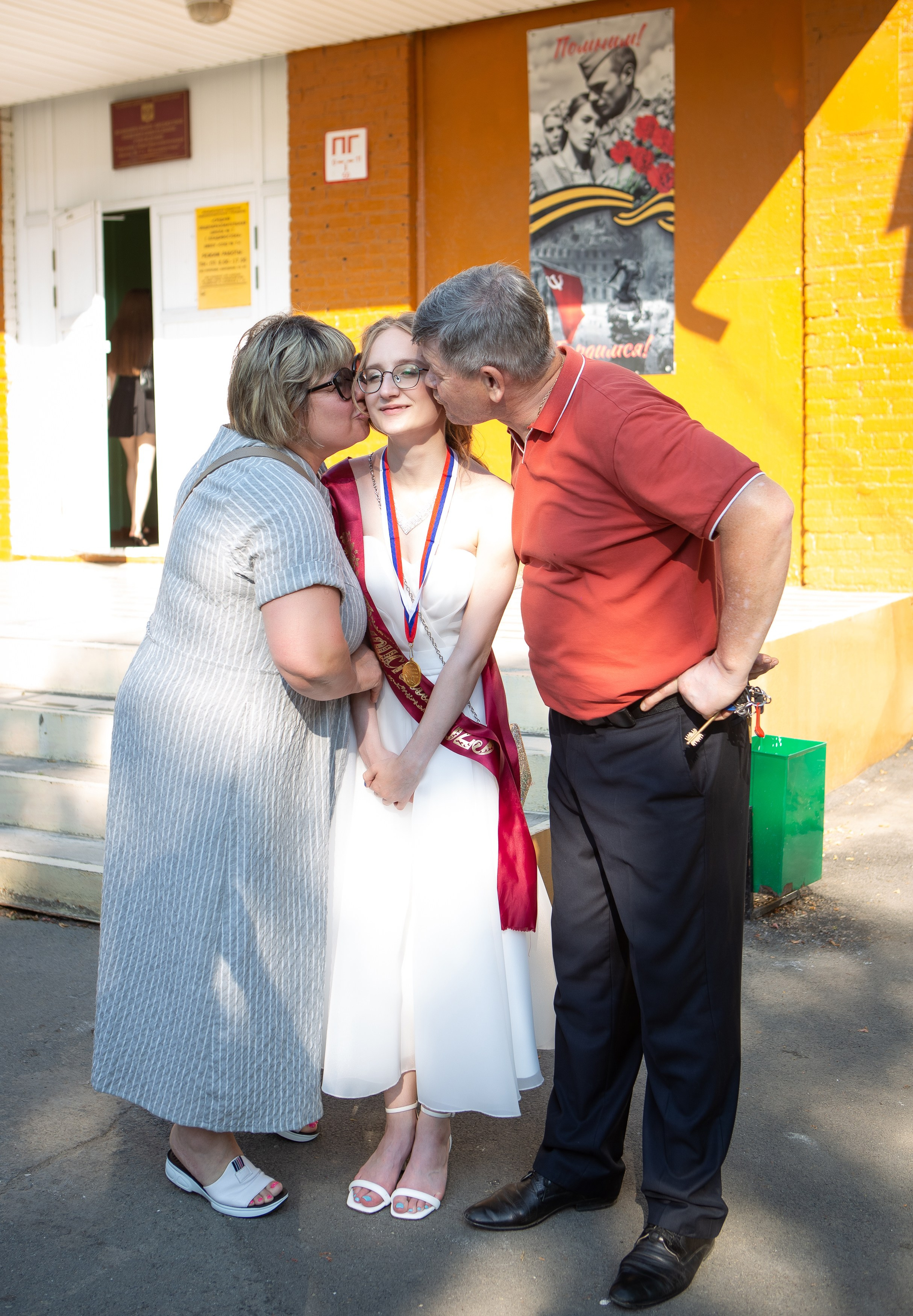 Последний звонок/Выпускной в школе. Фотограф во Владивостоке Анастасия Стробыкина