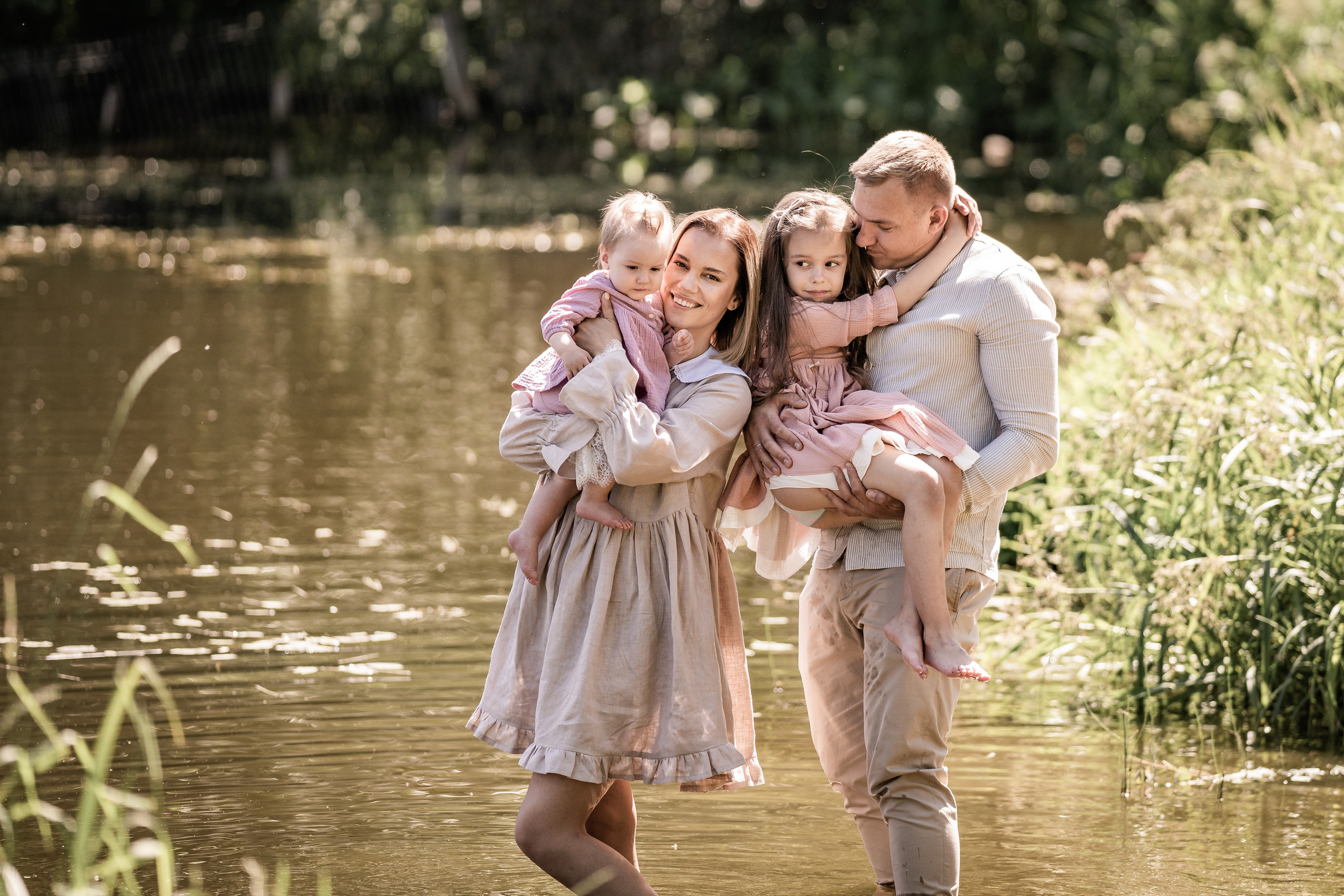 Олег, Елена, Полина и Ксюша. Семейный фотограф Ефремова Виктория