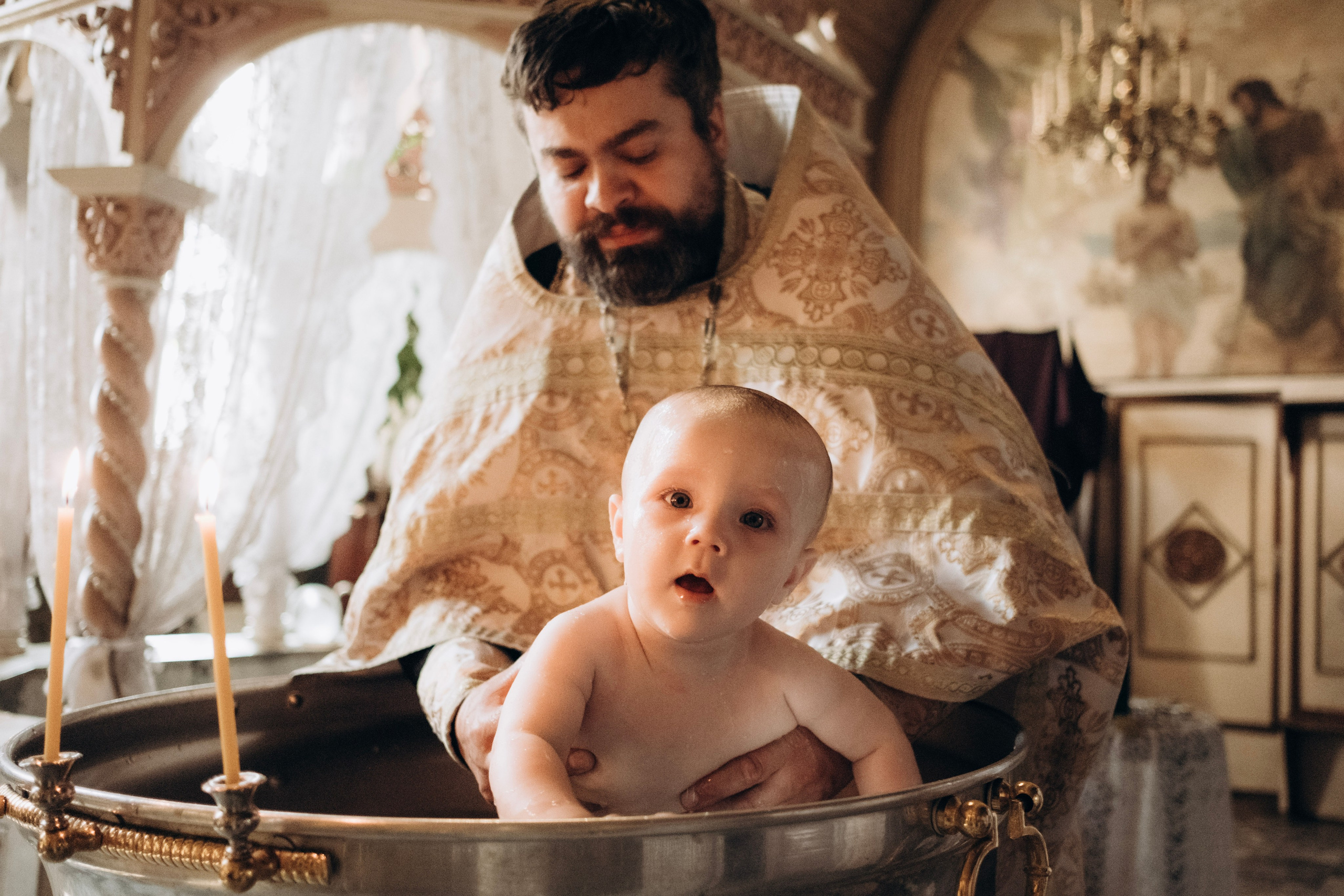 Крещение Александры. Главная